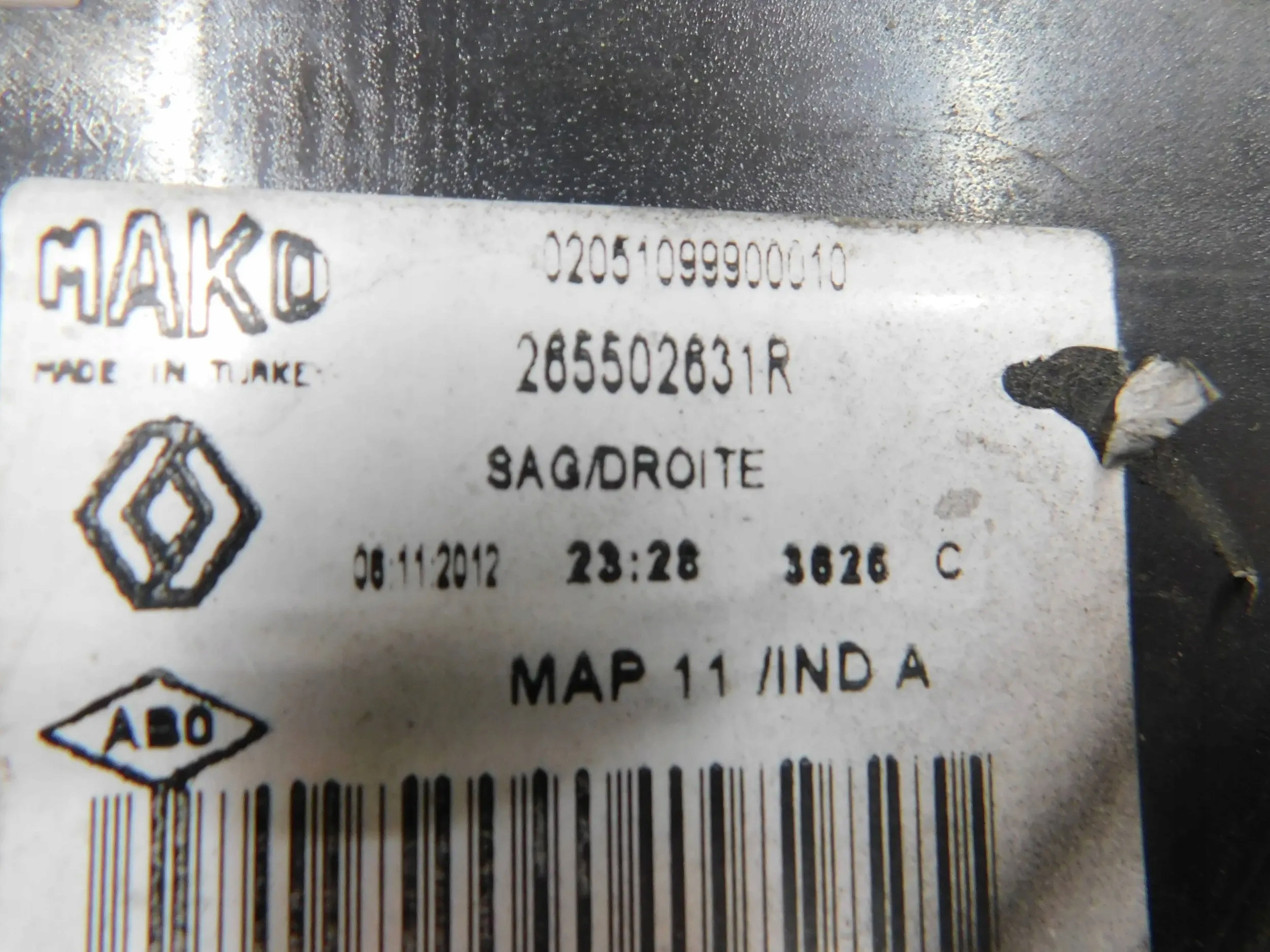 PRAVÉ ZADNÉ SVETLO RENAULT CLIO IV 4 HB