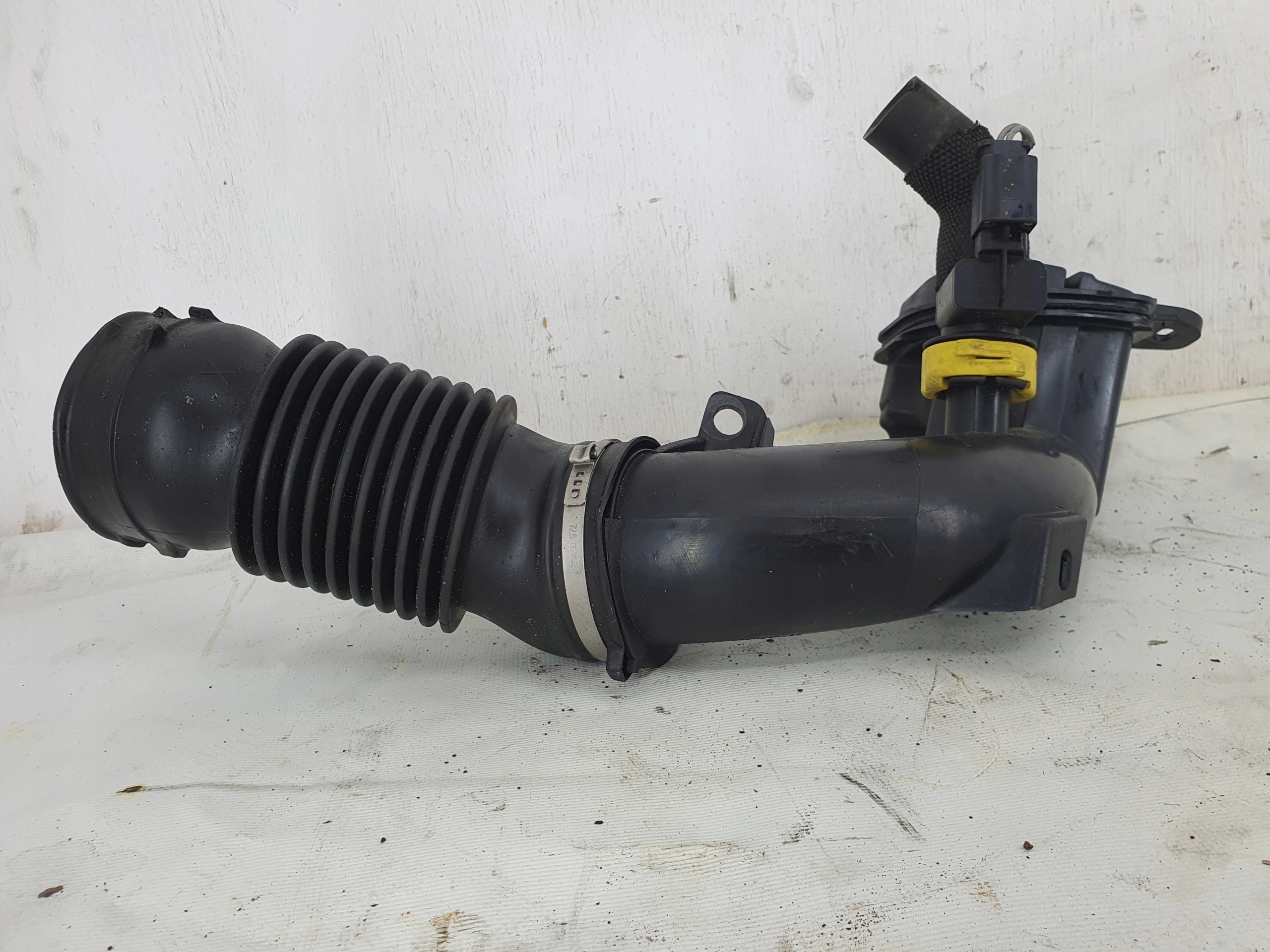 CITROEN DS5 2.0 HDI TRUBKA 9868596461