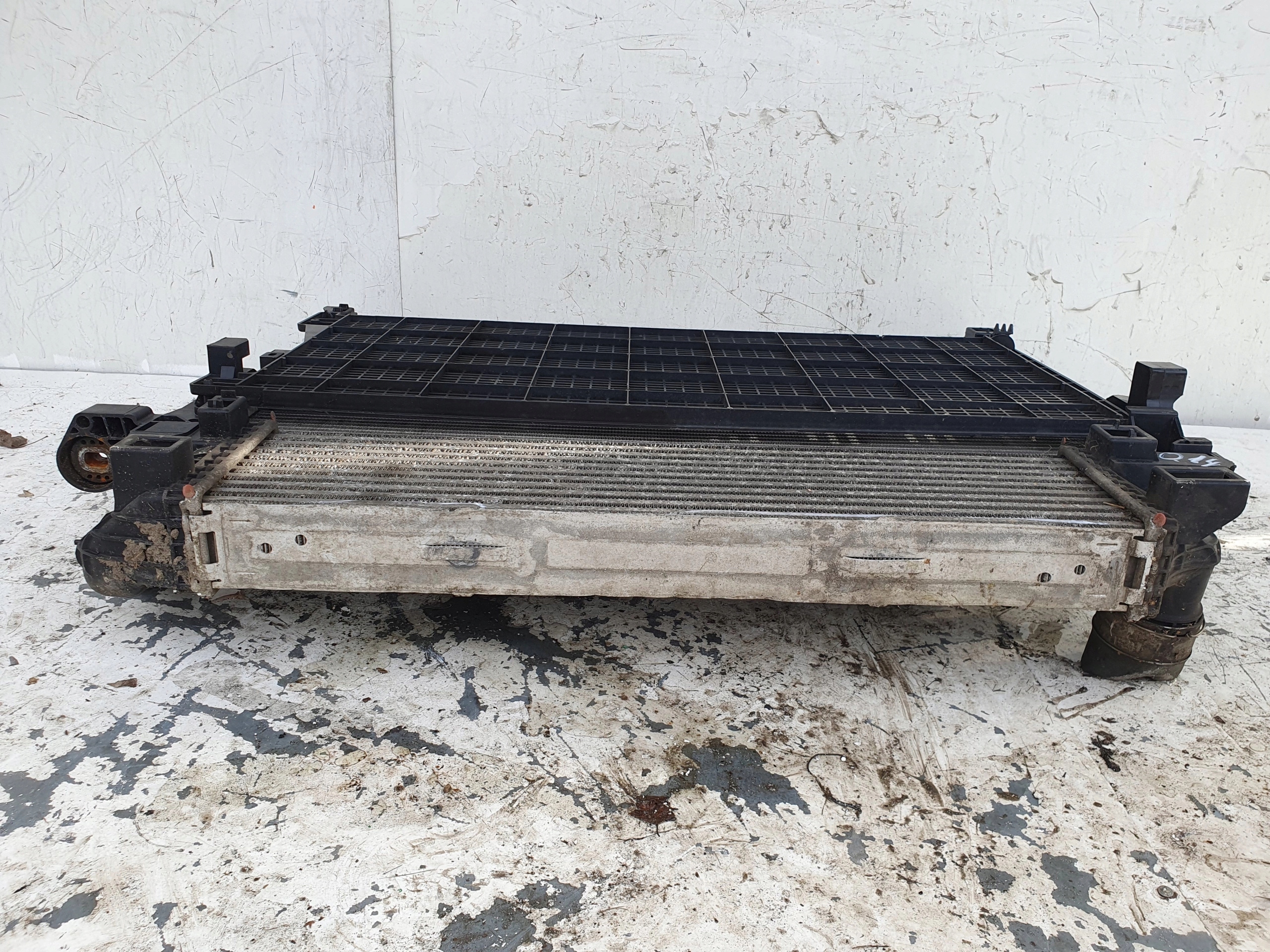 RENAULT TRAFIC III 1.6 DCI CHLADICE VENTILATOR 214818795R