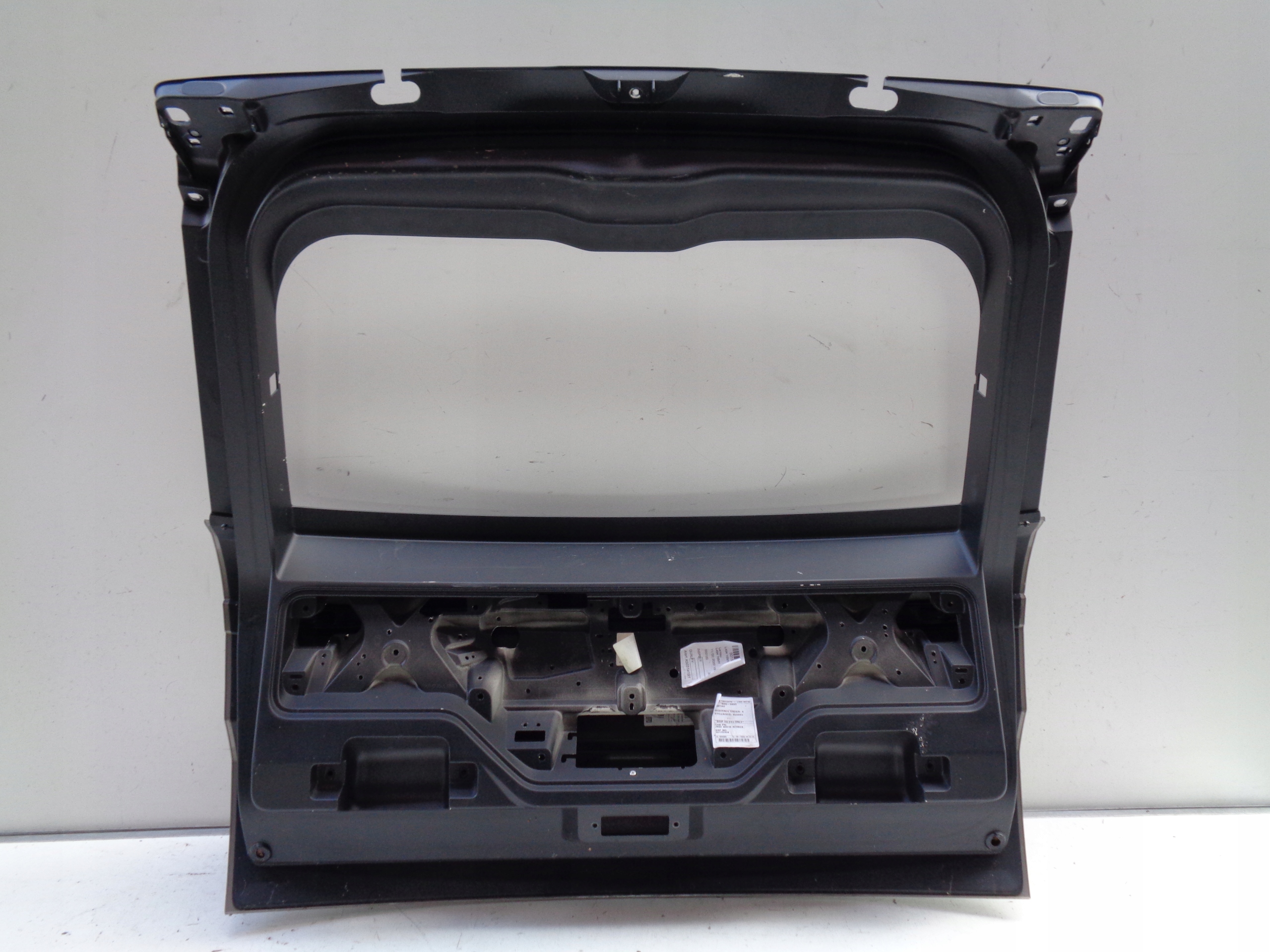 ZADNÁ KAPOTA RANGE ROVER SPORT 13- NR 37782
