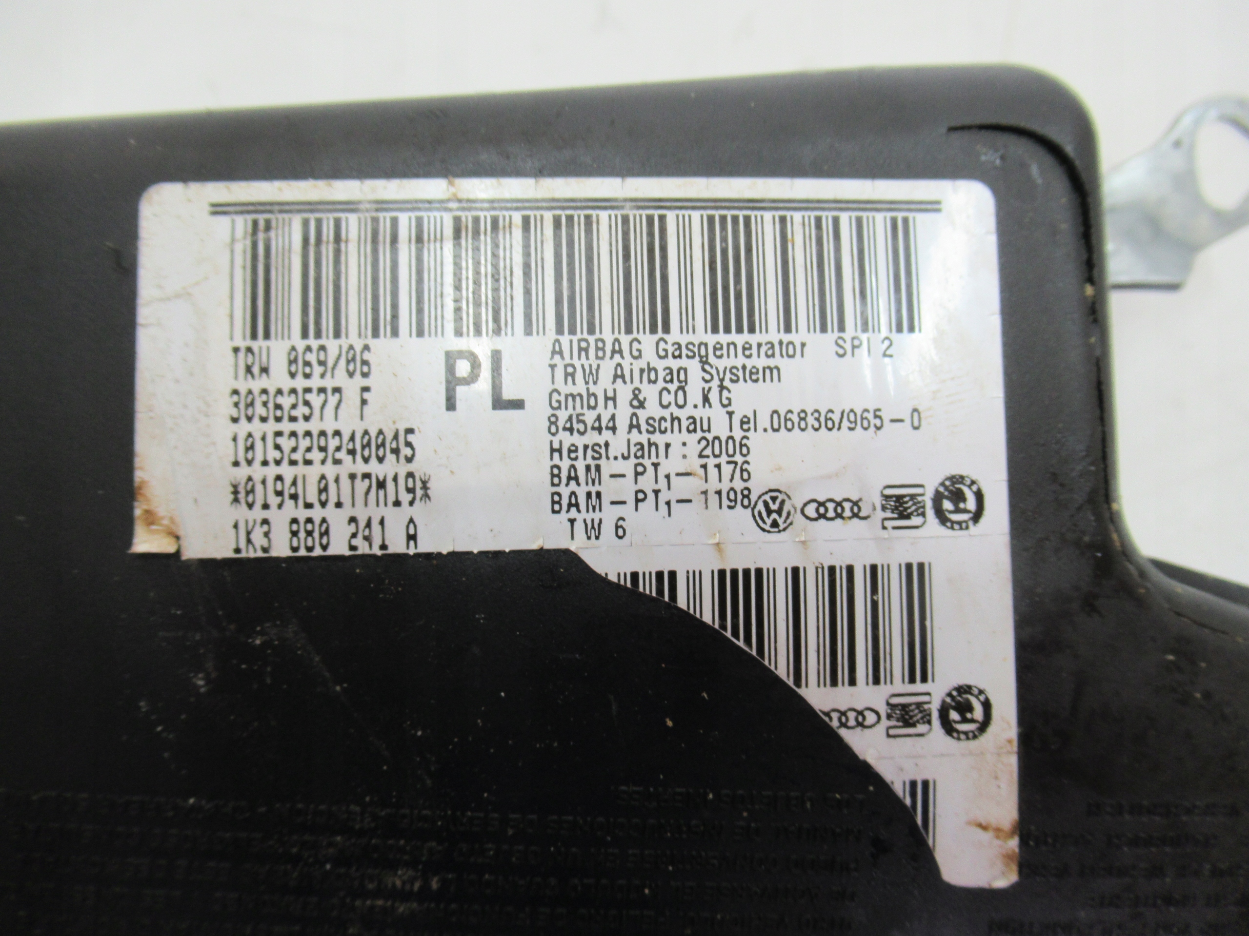 PRAVÝ AIRBAG SEDAČKY VW GOLF V 5