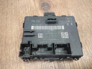 AUDI A3 MODUL RIADIACA JEDNOTKA DVERI 5Q0959595K AUDI A3 MODUL RIADIACA JEDNOTKA DVERI 5Q0959595K