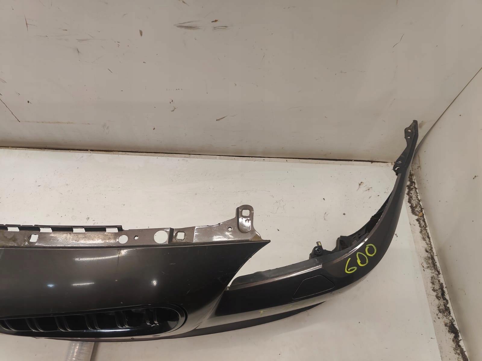 BMW f10 PREDNÝ NÁRAZNÍK