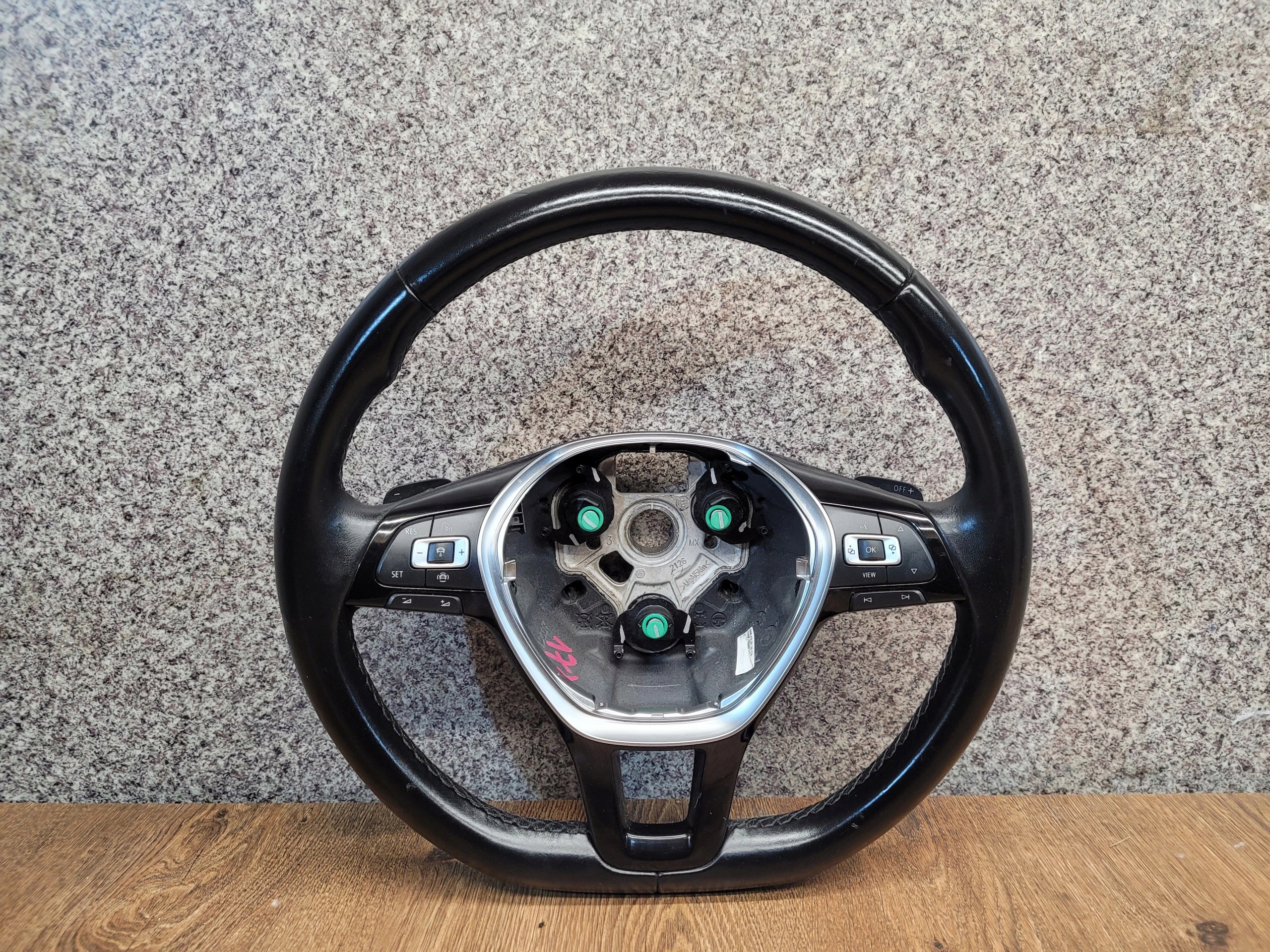 VW TIGUAN ALLSPACE 5N VOLANT KOŽA 5NN419091BK