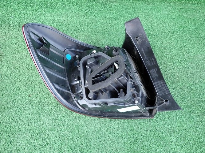 DACIA SANDERO II LIFT 15- PRAVE ZADNE SVETLO