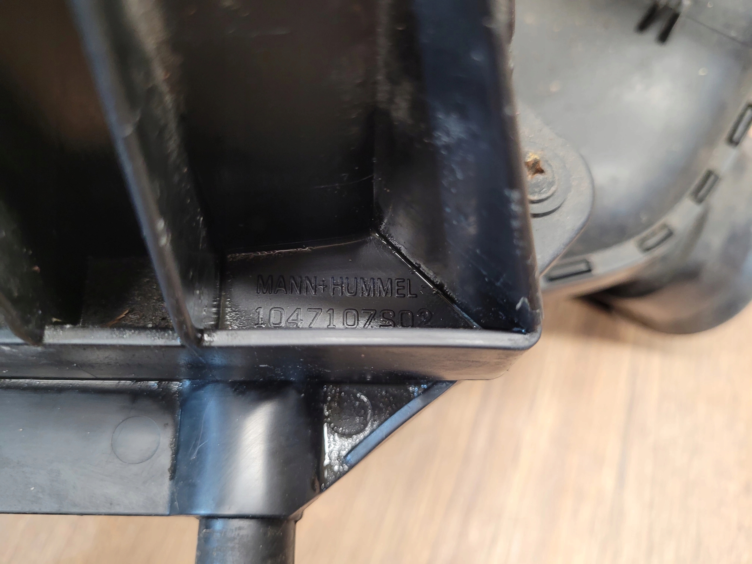 OPEL MOKKA 1.6 16V OBAL VZDUCHOVÉHO FILTERA 95264831