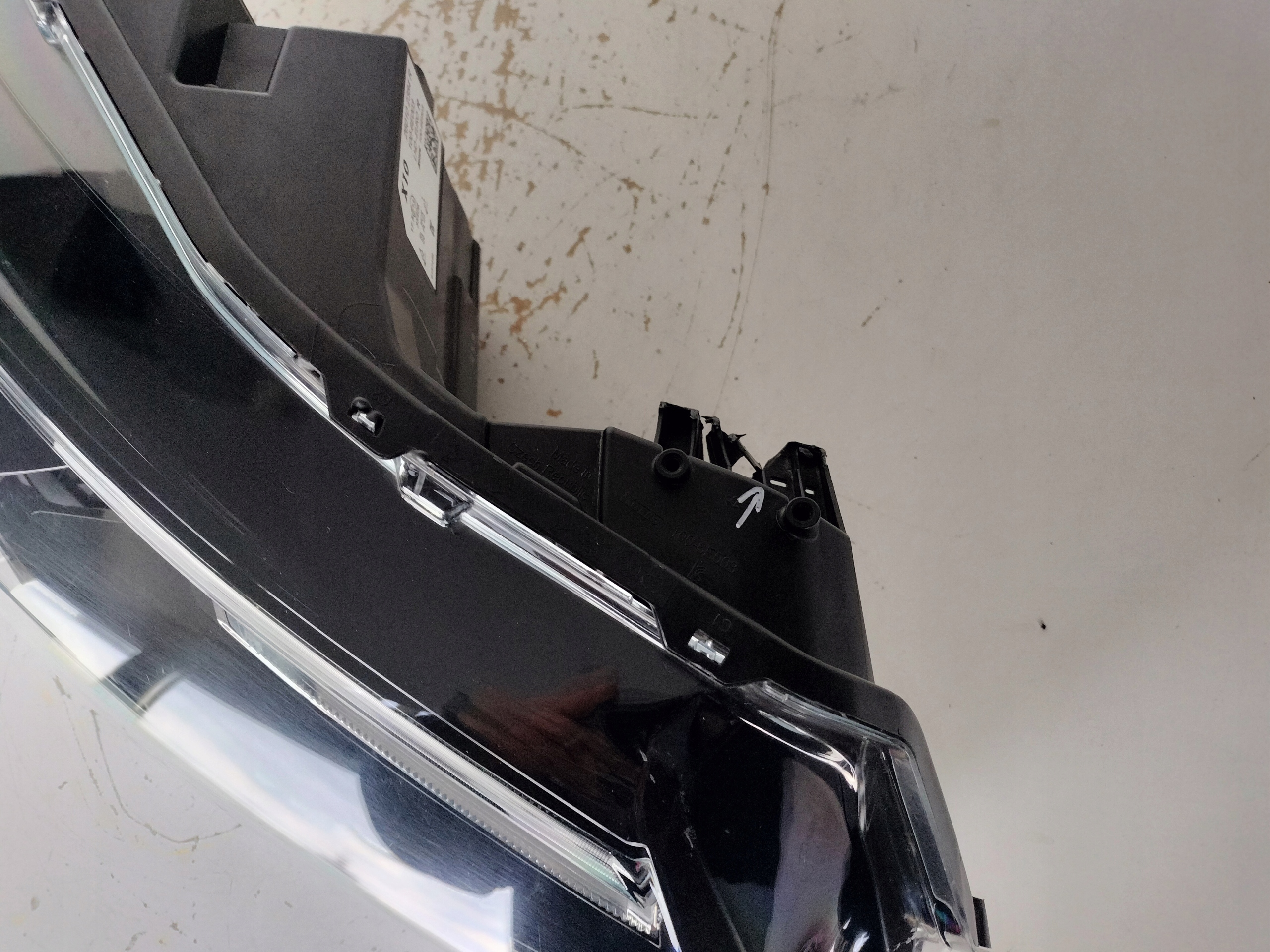 PRAVE PREDNE SVETLO RENAULT ZOE II 19- FULL LED