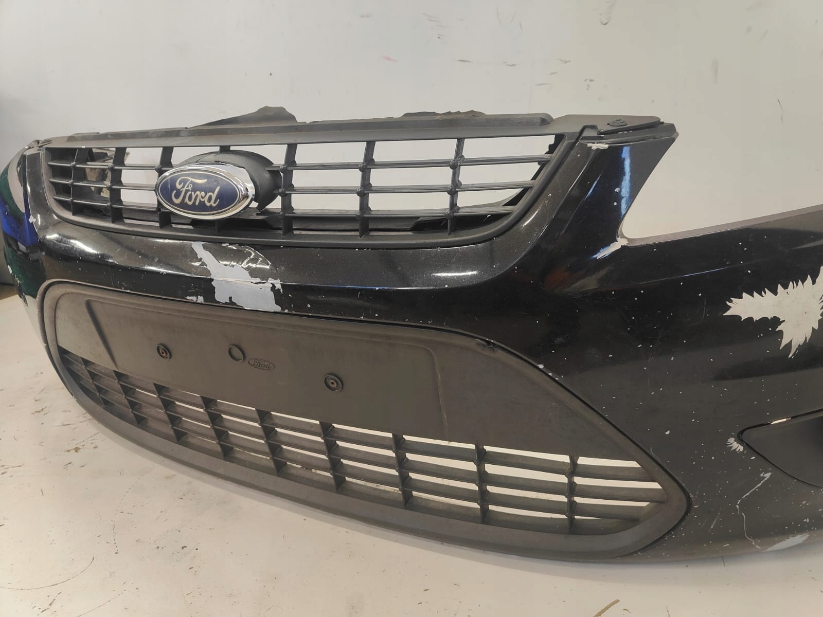 Ford focus mk2 lift 07-10 PREDNÝ NÁRAZNÍK