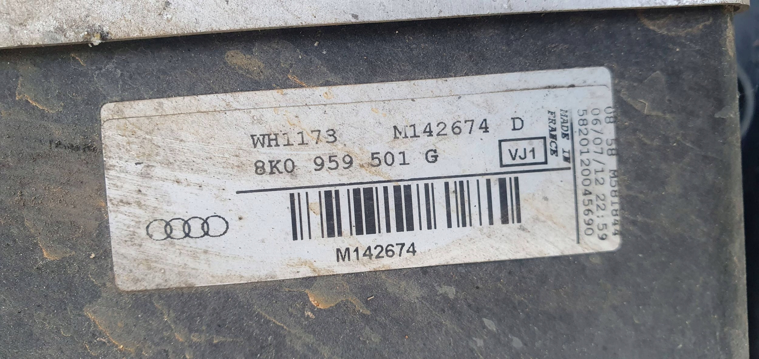 Audi A4 B8 8K lift 012- 2.0 tdi manual PREDNE CELO
