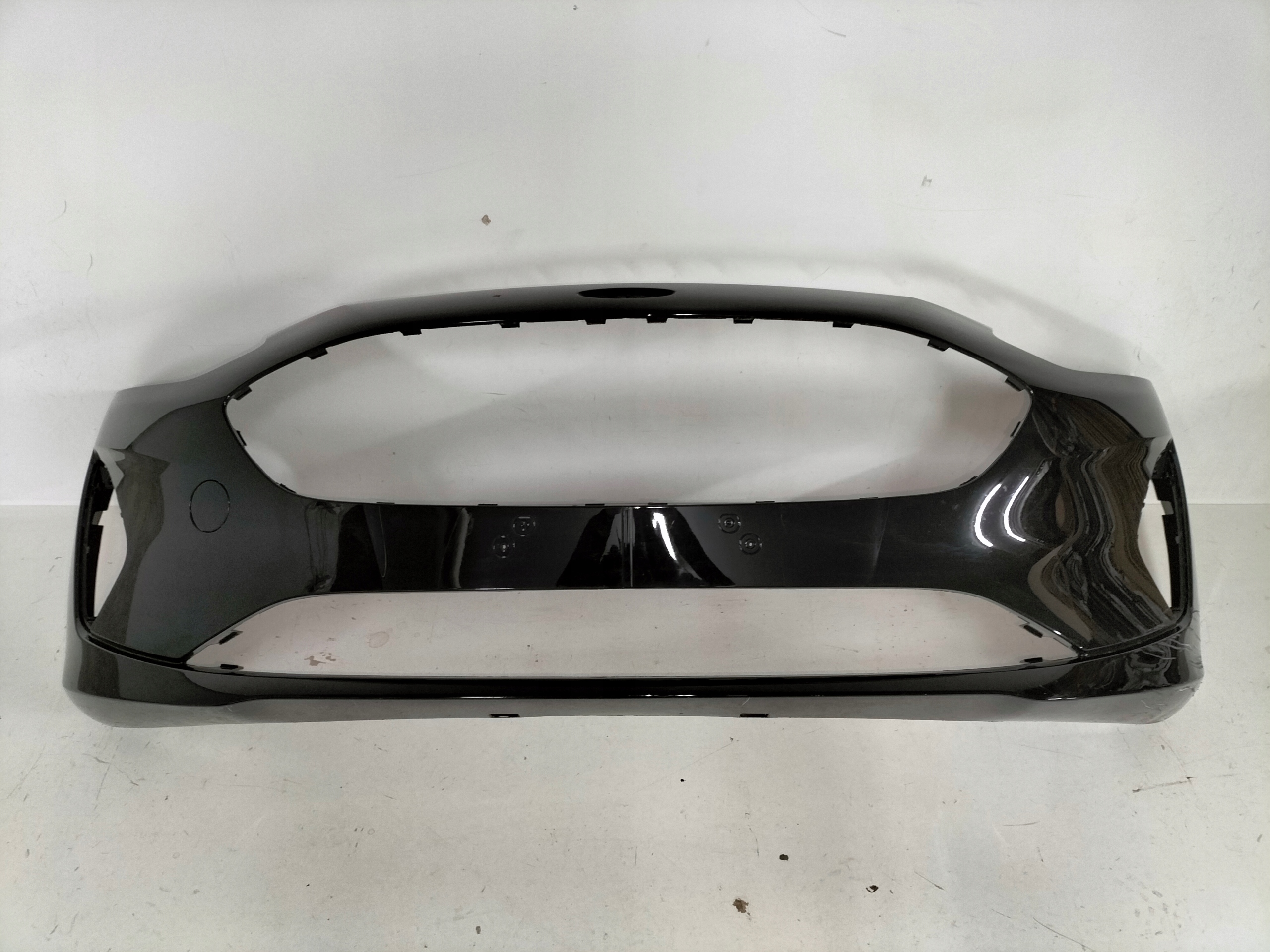 PREDNÝ NÁRAZNÍK FORD FIESTA MK8 17-