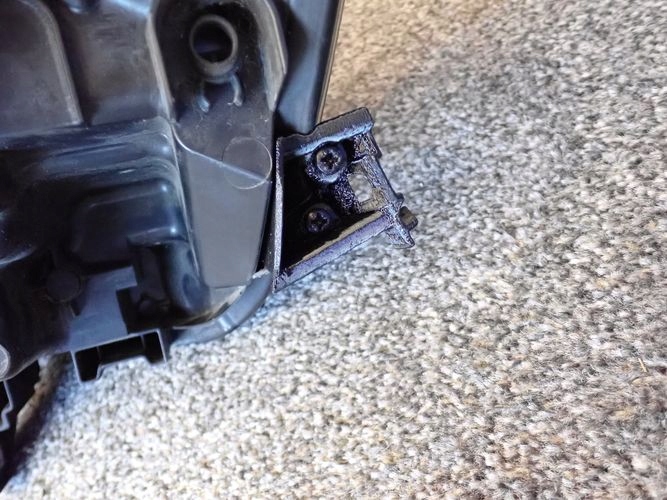 OPEL INSIGNIA A LED LIFT 13- PRAVE PREDNE SVETLO 13409907R