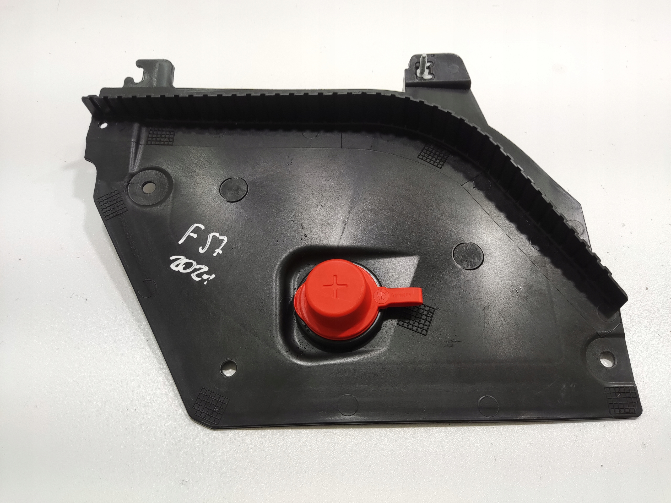 VEKO KRYT AUTOBATERIE MINI F55 F56 F57 2018-2021 7317737