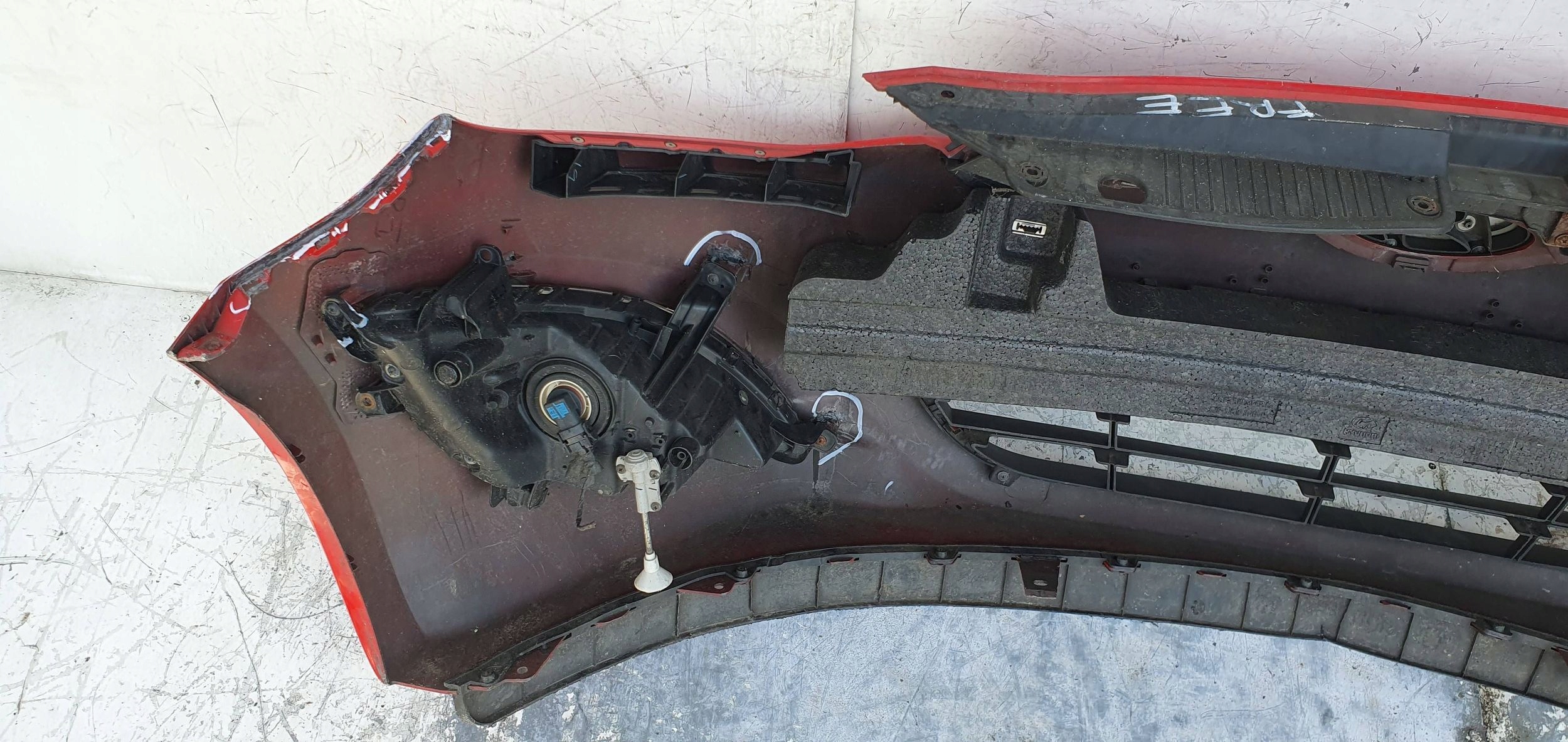 Hyundai i20 1 LIFT 012-014 PREDNÝ NÁRAZNÍK 86511-1J500