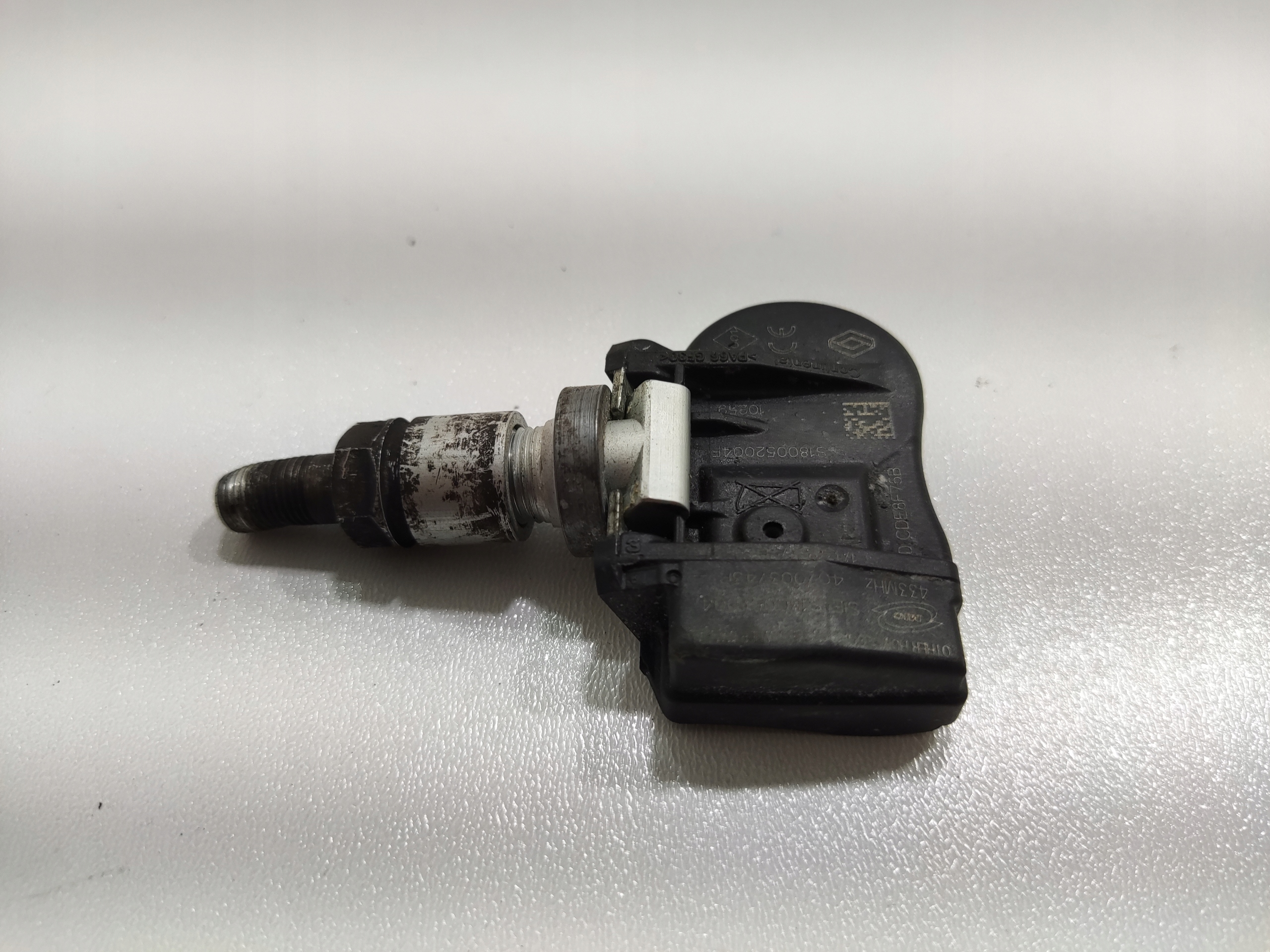 ČIDLO TLAKU PNEUMATIK TPMS RENAULT 407003743R