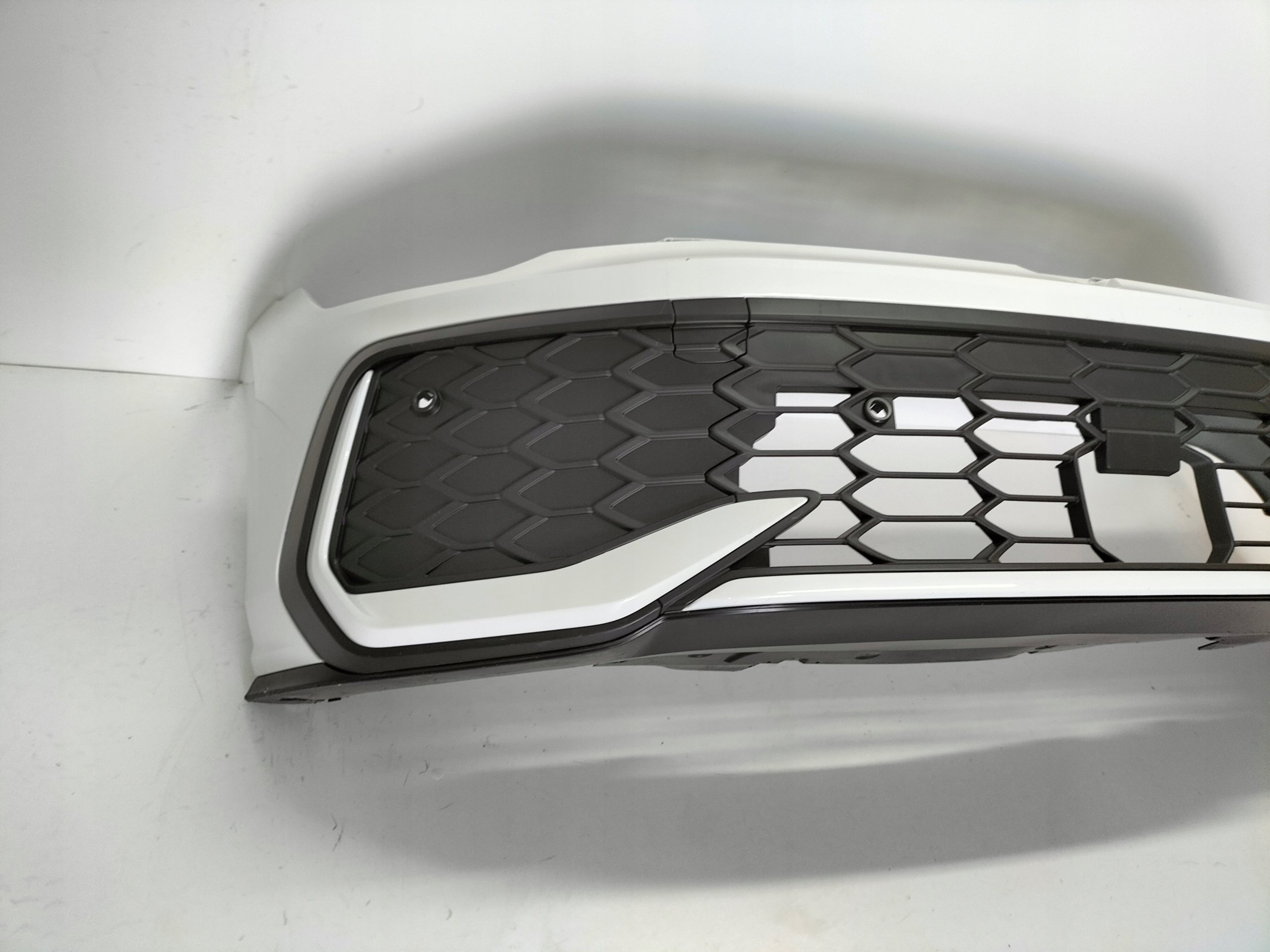 PREDNÝ NÁRAZNÍK VW GOLF 8 VIII LIFT 24- GTI