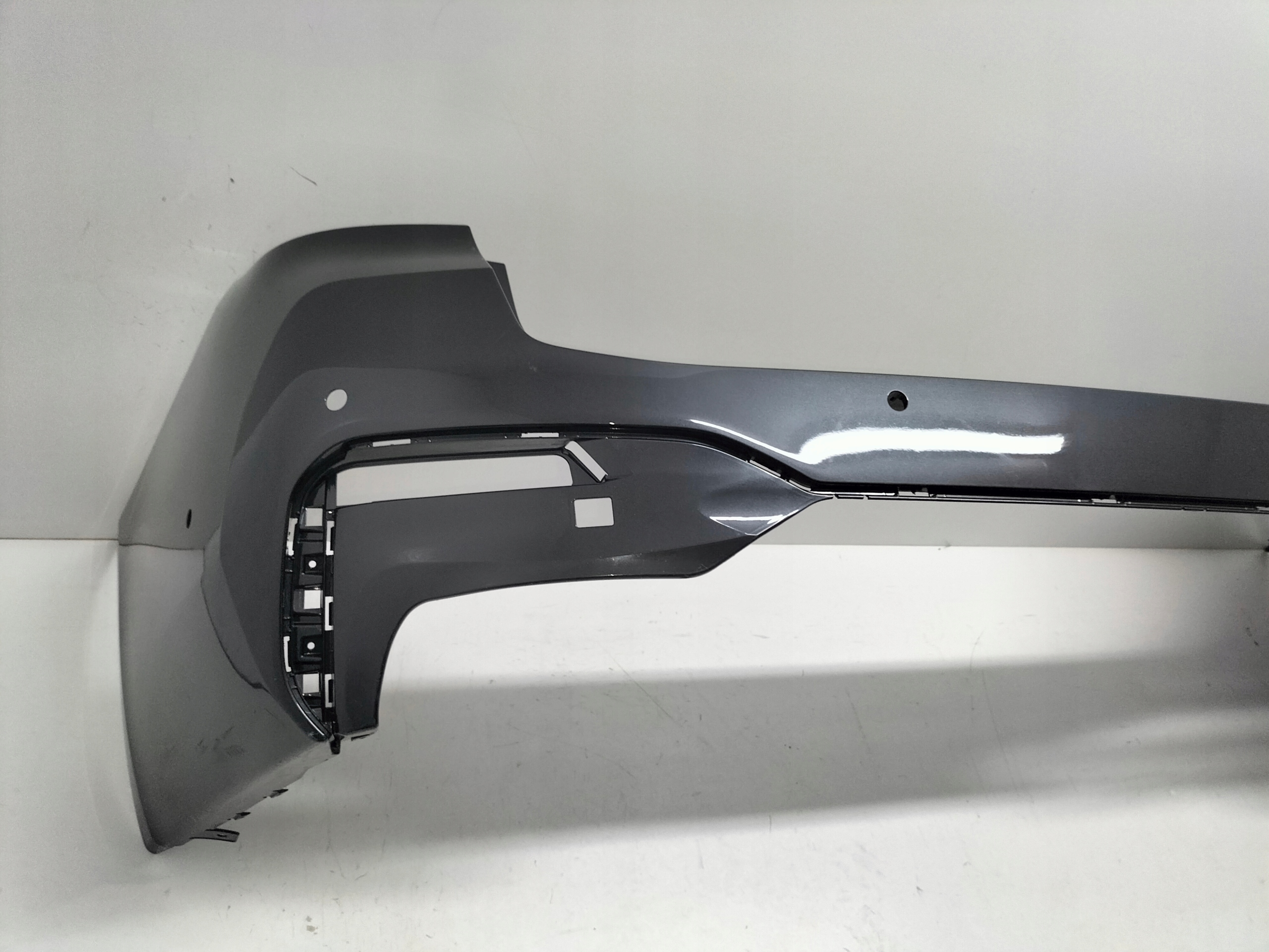 ZADNÝ NÁRAZNÍK BMW 5 G31 LIFT LCI 20- KOMBI