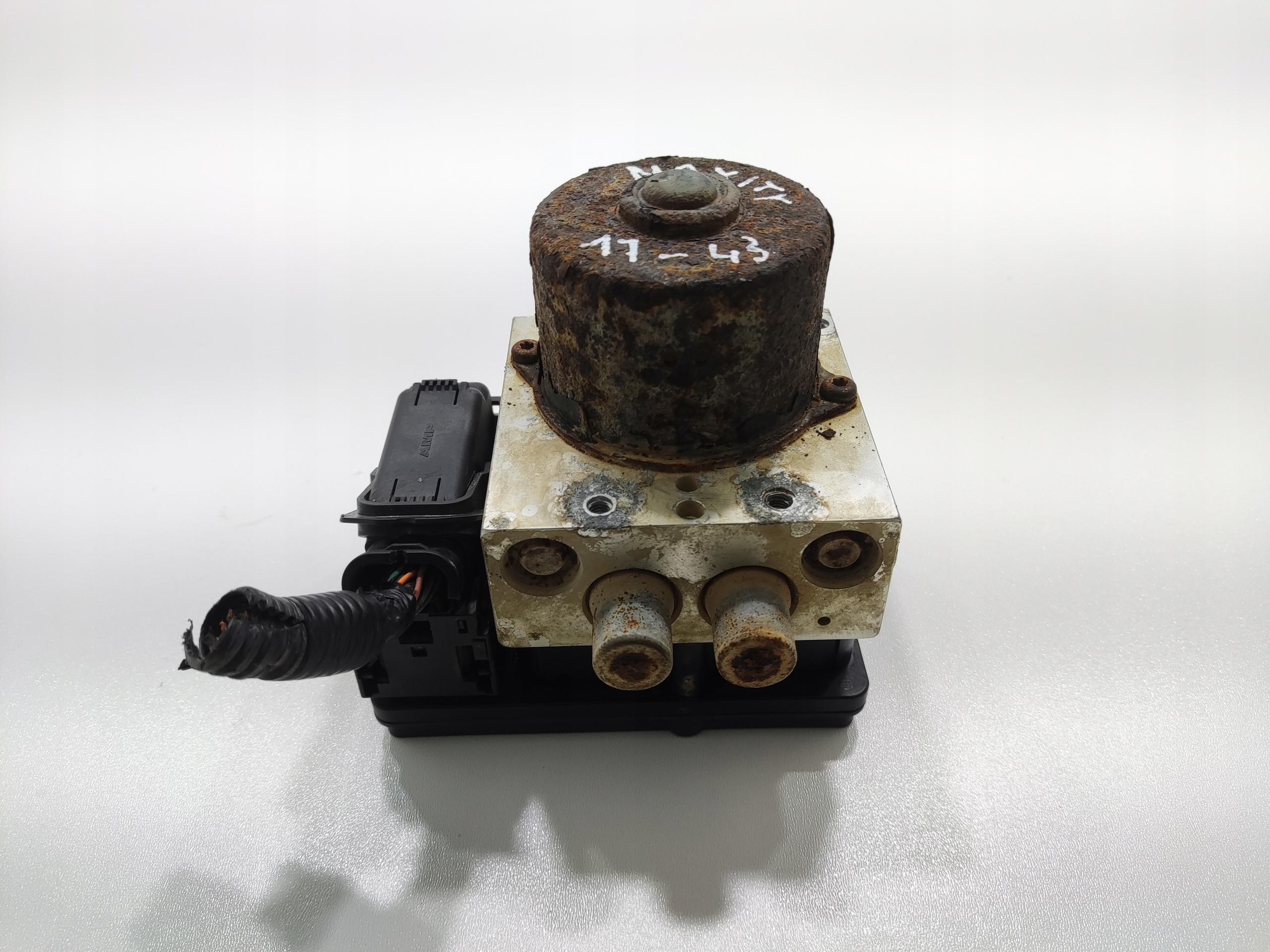 RIADIACA JEDNOTKA KOCKA ABS RENAULT MAXITY NISSAN CABSTAR 47660 MD00A 47660MD00A