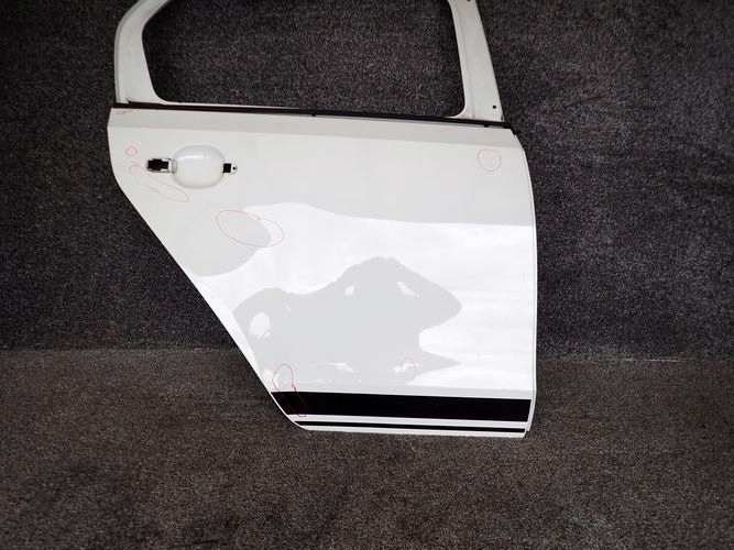 UP MII CITIGO PRAVE ZADNE DVERE