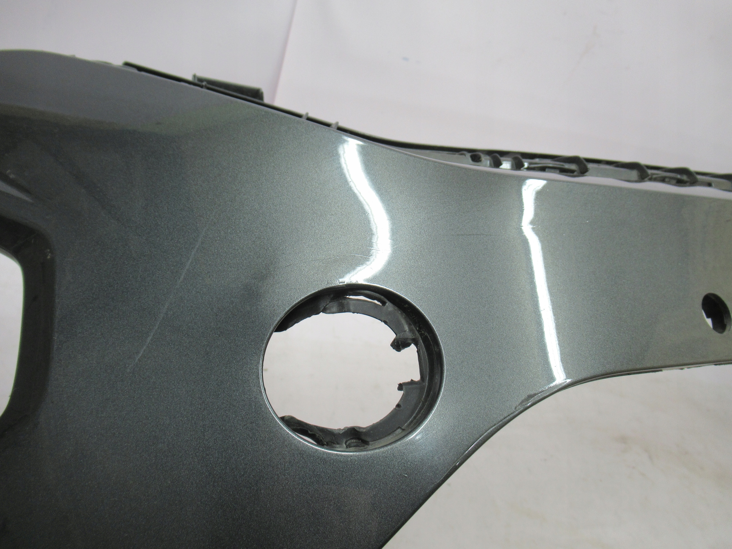 PREDNÝ NÁRAZNÍK 2GA807221 VW T-ROC 17-