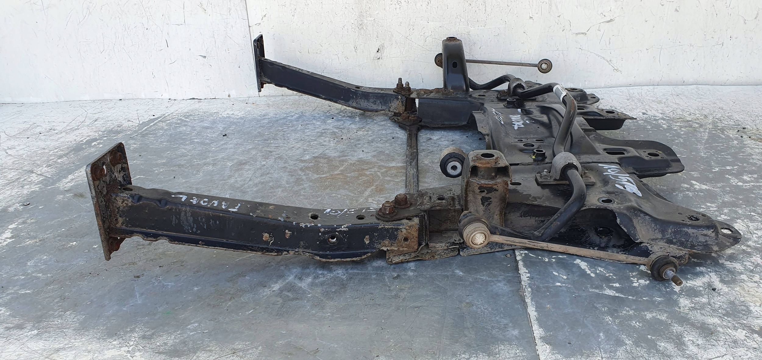 Fiat Panda III 3 NAPRAVNICA PREDNA NAPRAVA