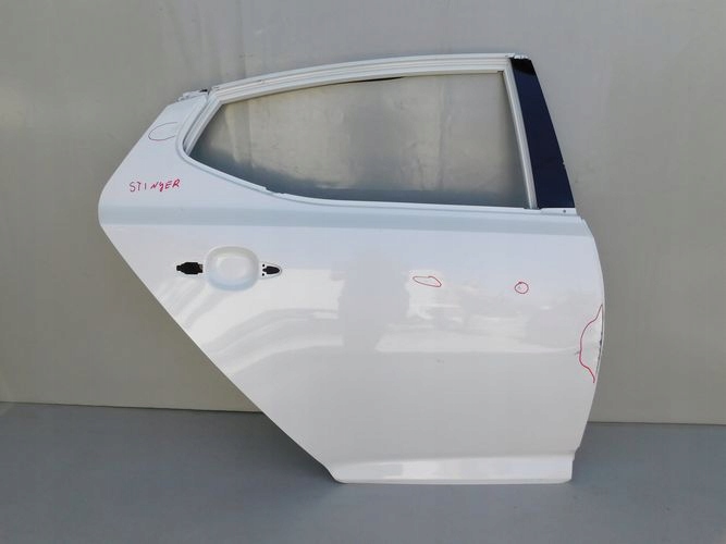 KIA OPTIMA 10- PRAVE ZADNE DVERE