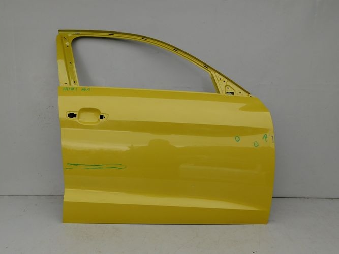 AUDI A1 82G 19- PRAVE PREDNE DVERE