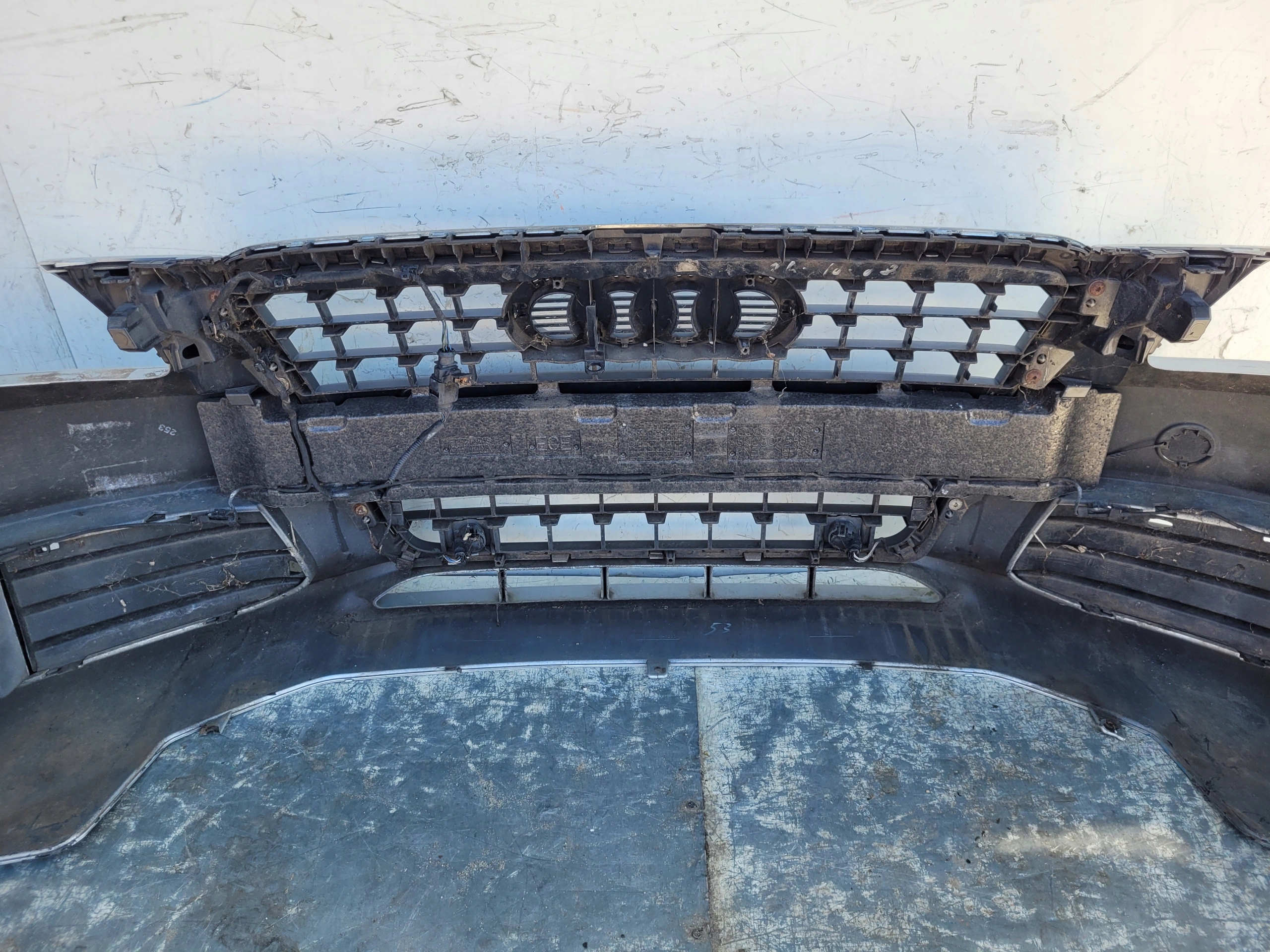 AUDI A4 B8 PDC PREDNÝ NÁRAZNÍK