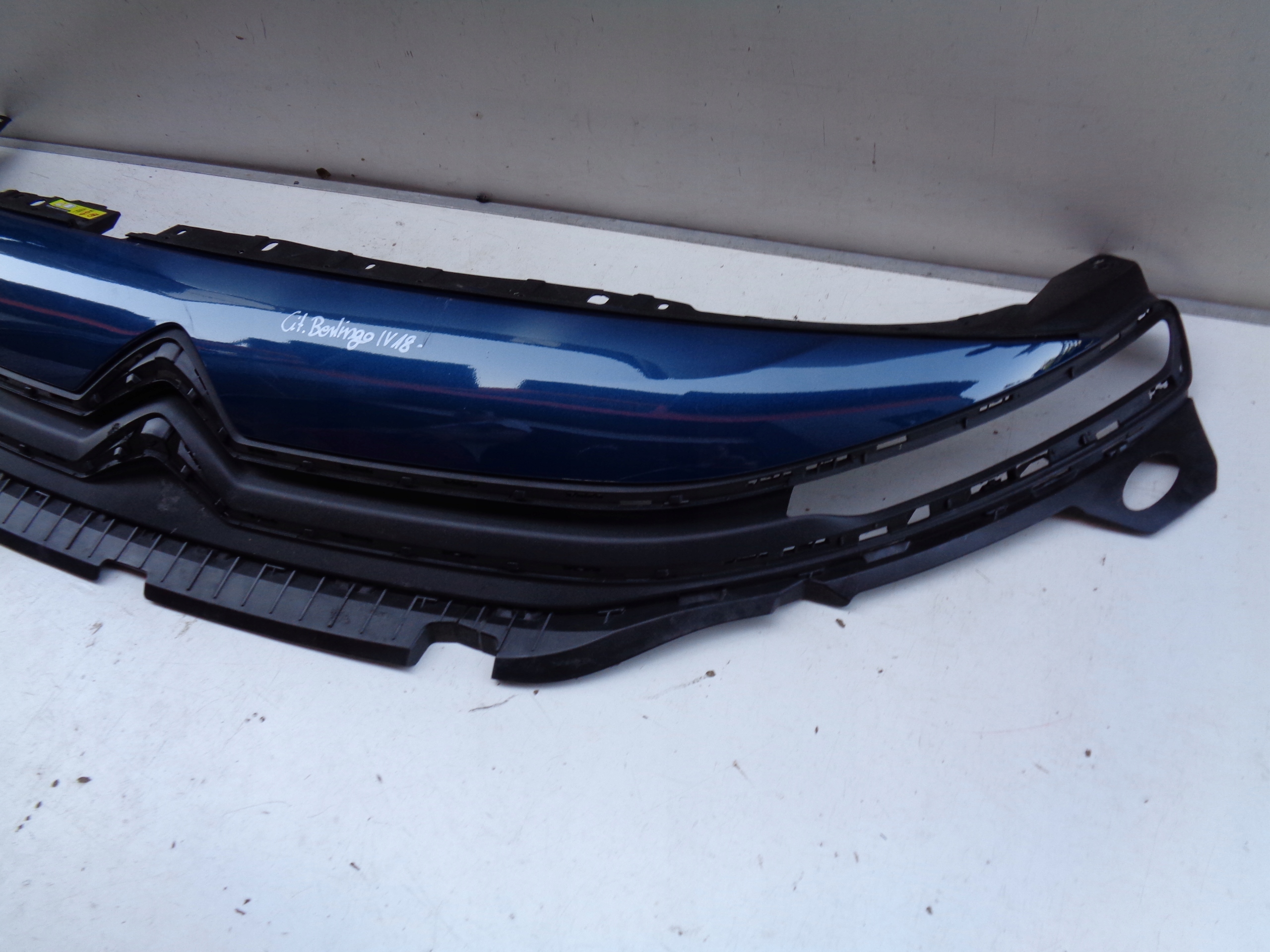 MRIEZKA LISTA CITROEN BERLINGO IV 18-
