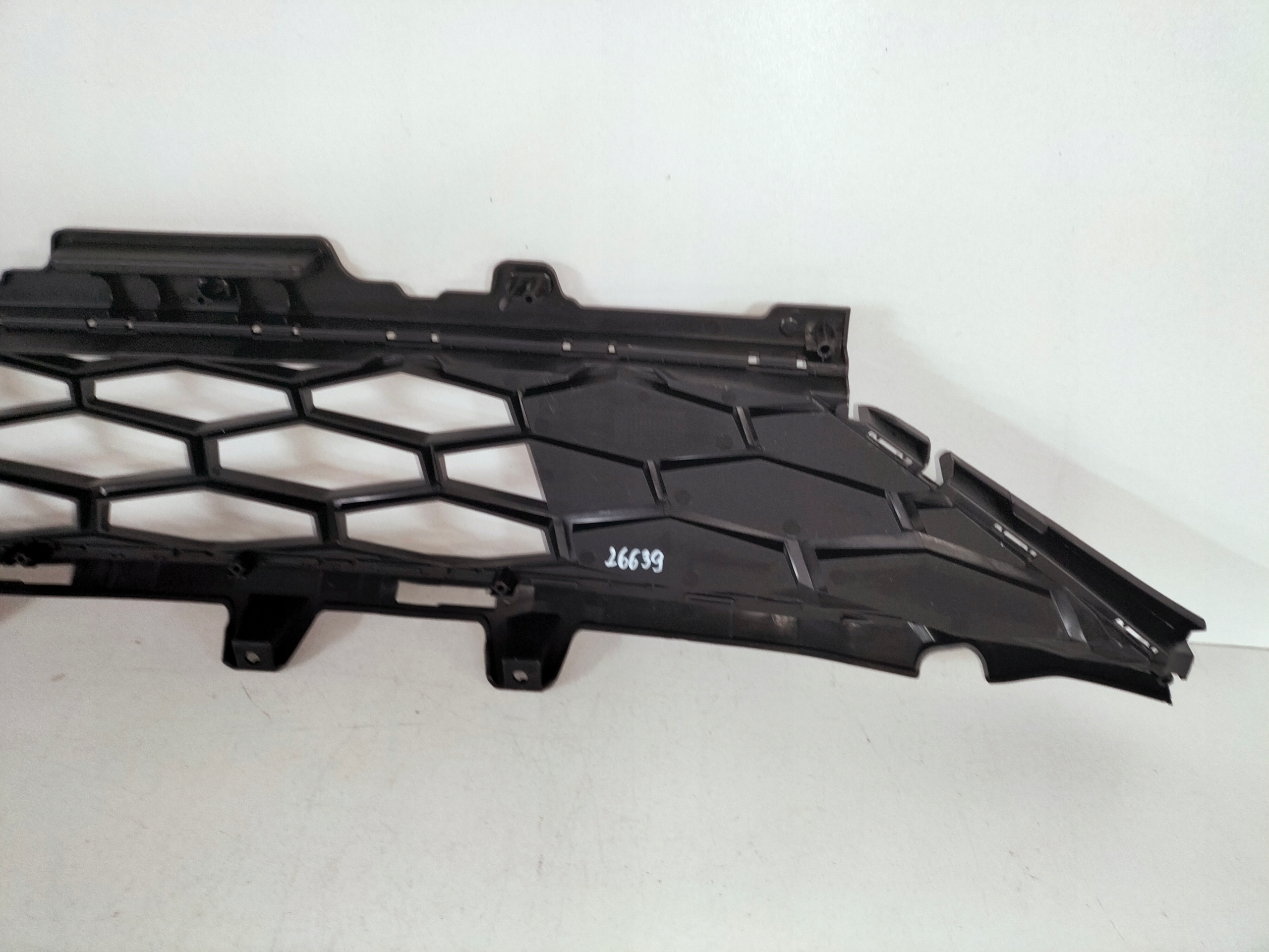 MRIEŽKA LIŠTA NÁRAZNÍKA KIA SPORTAGE 5 V 21- GT HEV