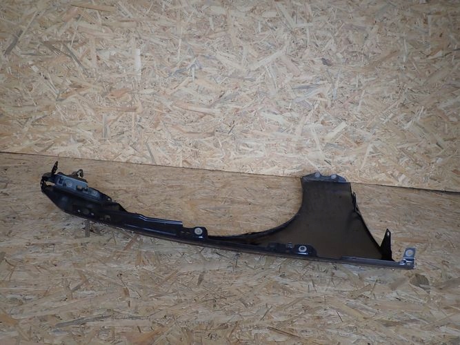 AUDI A4 B9 8W LIFT 19- ĽAVÝ PREDNÝ BLATNÍK