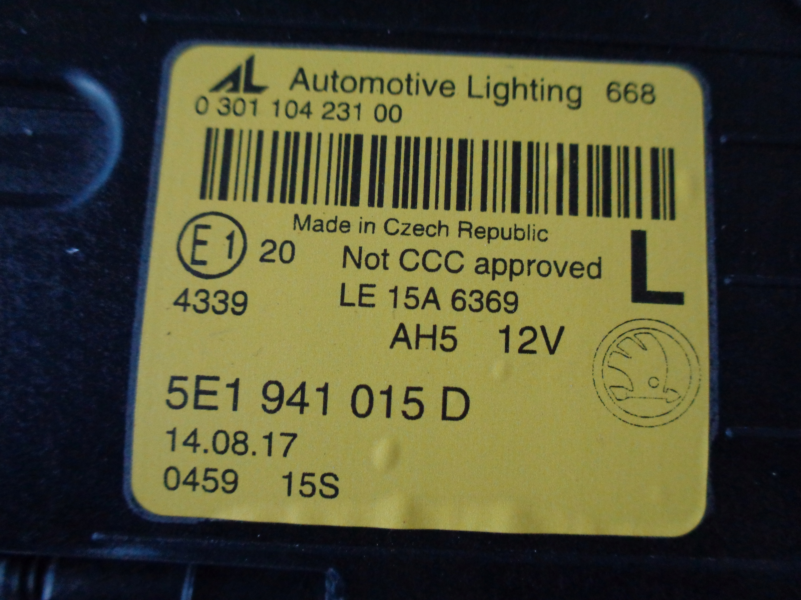 ĽAVÉ SVETLO SKODA OCTAVIA III 5E 16- LIFT FULL LED