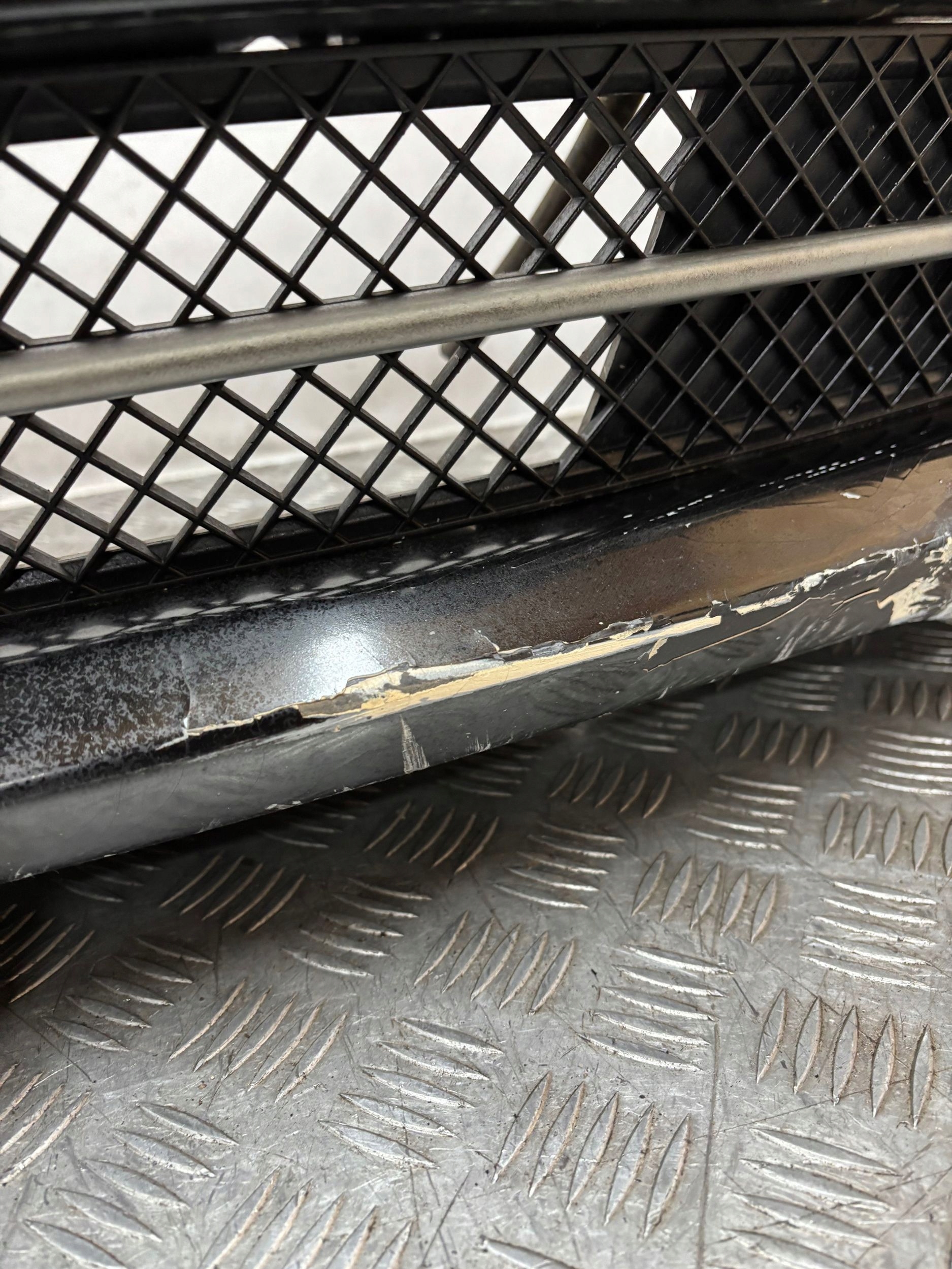 PREDNÝ NÁRAZNÍK BMW 1 E87 LIFT 07-