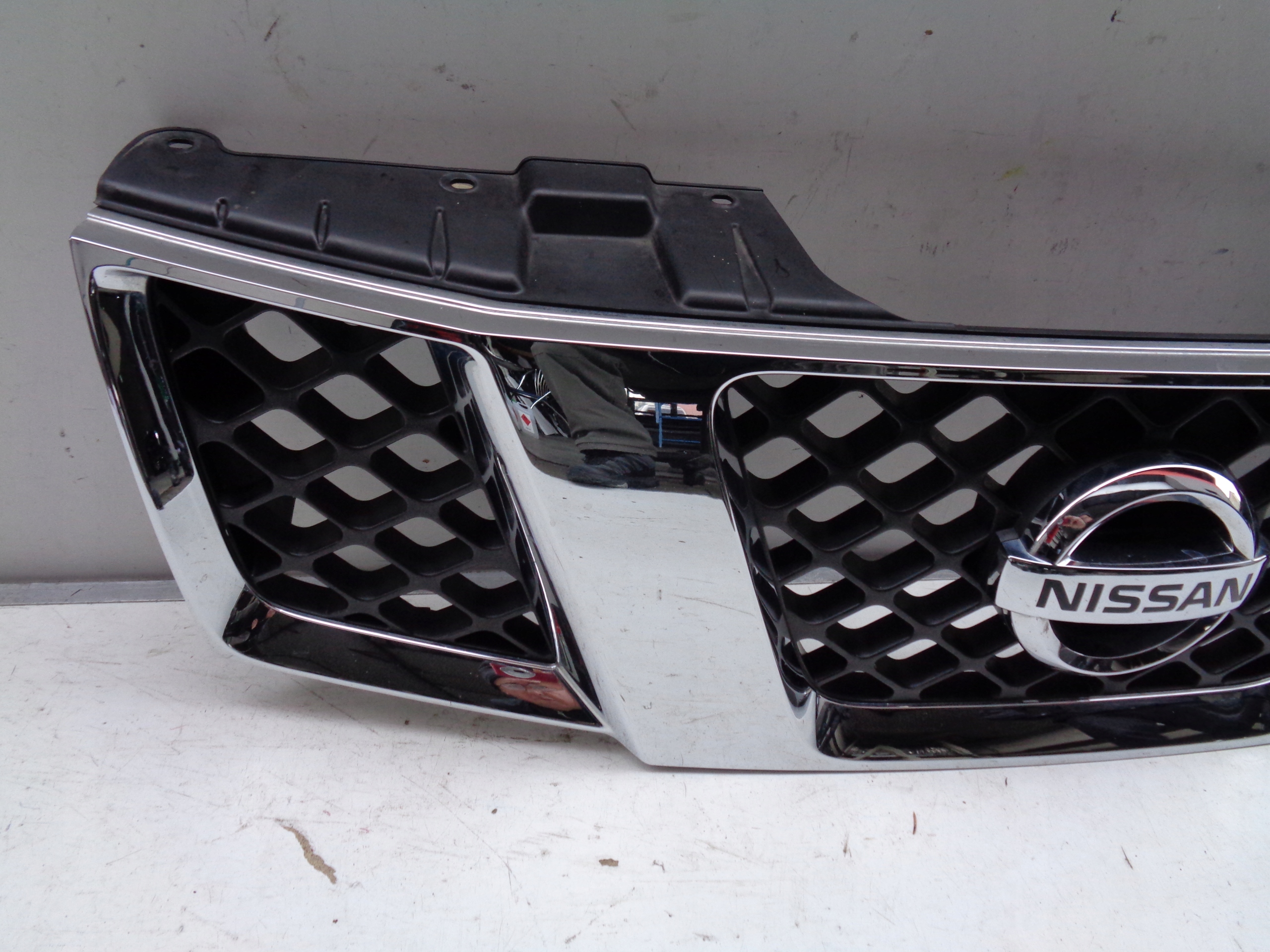 MRIEZKA LISTA NISSAN NAVARA D40 06-