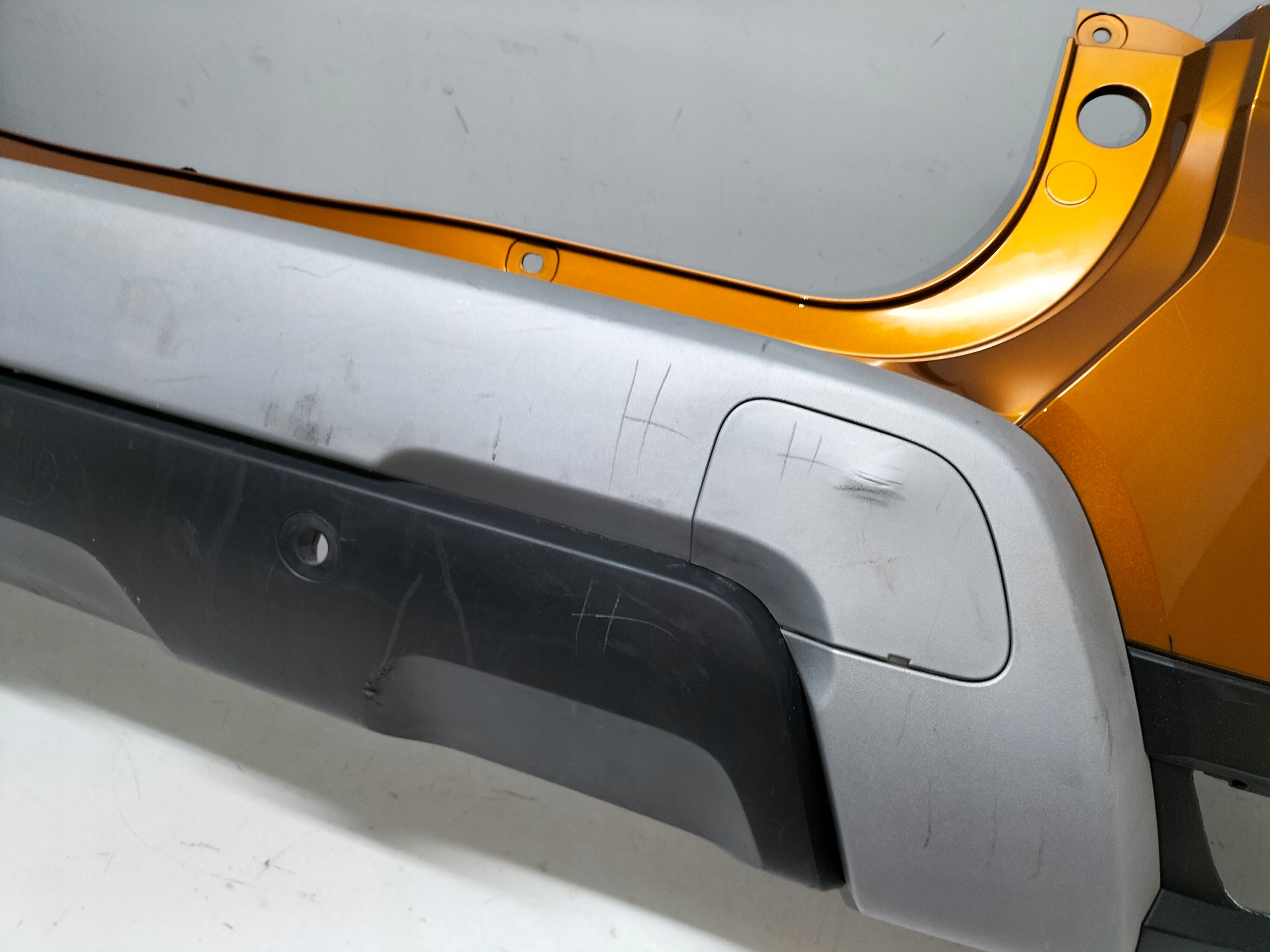 ZADNÝ NÁRAZNÍK DACIA DUSTER II 17-