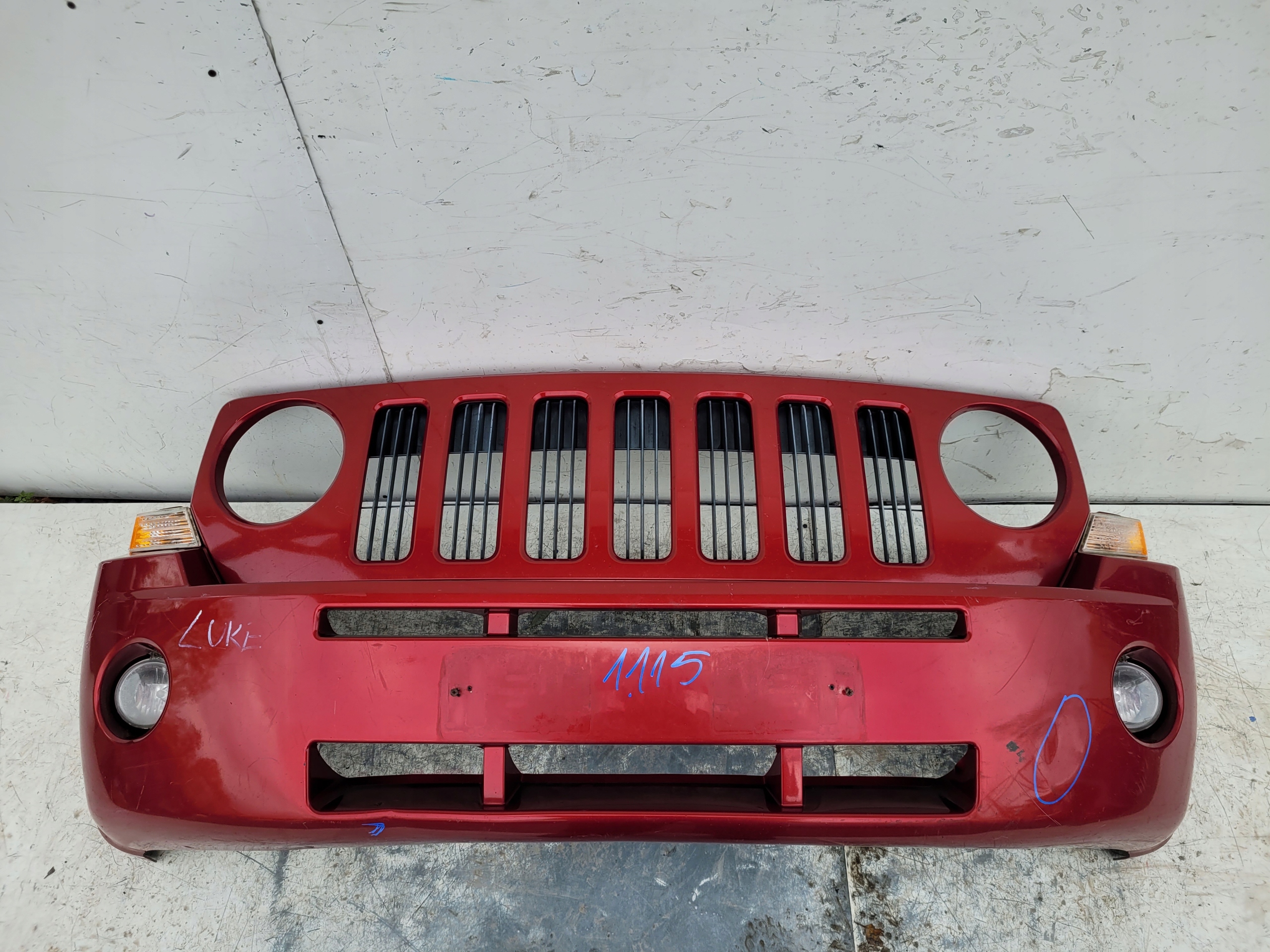 JEEP PATRIOT PREDNÝ NÁRAZNÍKA