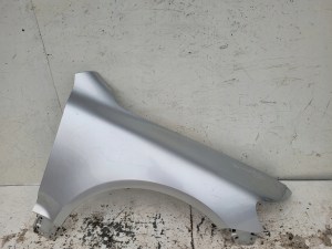 VW TOUAREG 7L LIFT PRAVY PREDNY BLATNIK VW TOUAREG 7L LIFT PRAVY PREDNY BLATNIK