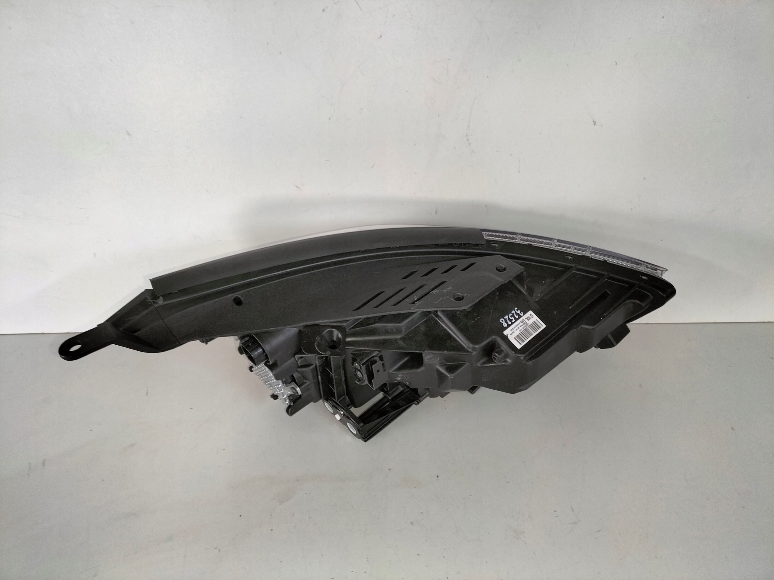 LAVE PREDNE SVETLO HYUNDAI I30 III 17- FULL LED