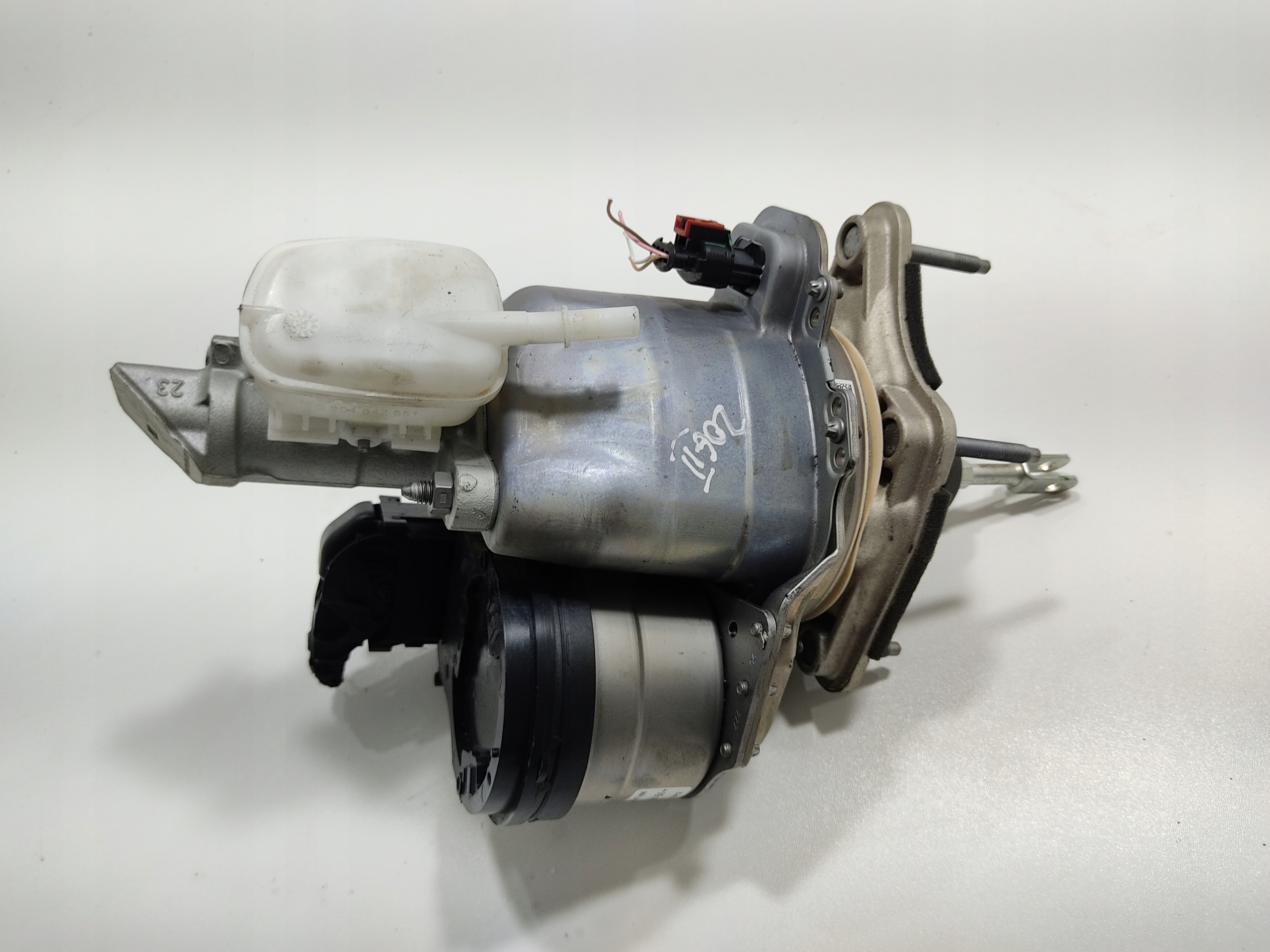 BRZDOVY POSILOVAC RENAULT ZOE II 472106527R 472106527R-A 2019-2024