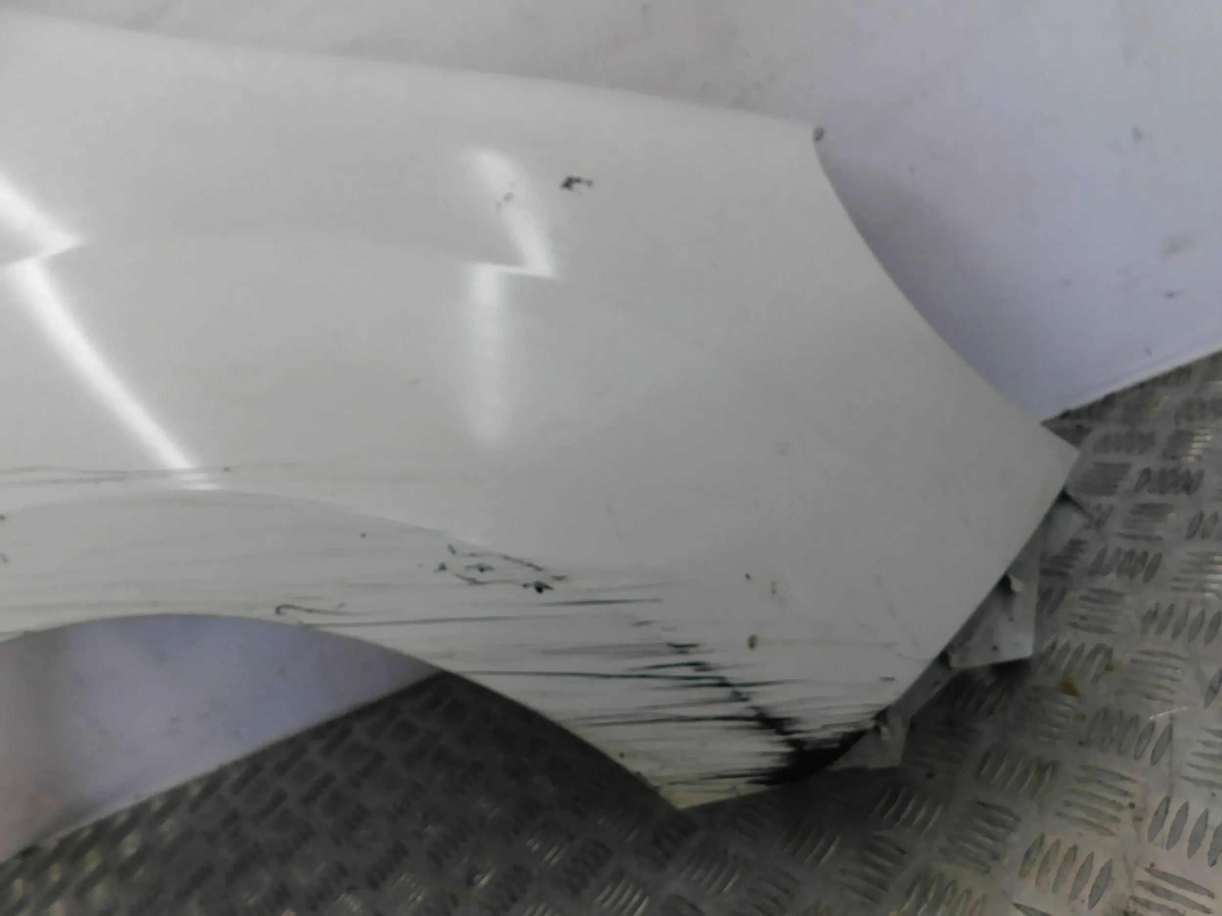 BLATNIK PREDNÝ PRAVY RENAULT KANGOO II 08-