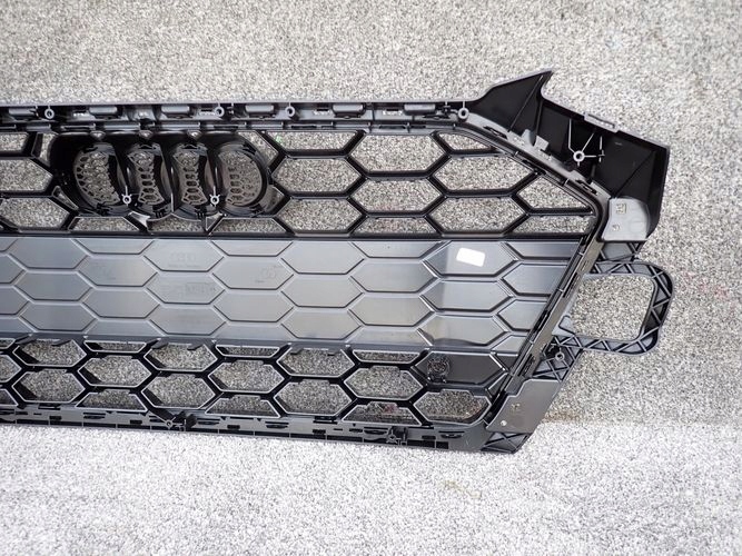 AUDI A4 B9 S-LINE 8W0 LIFT 19- MRIEZKA LISTA 8W0853651EB
