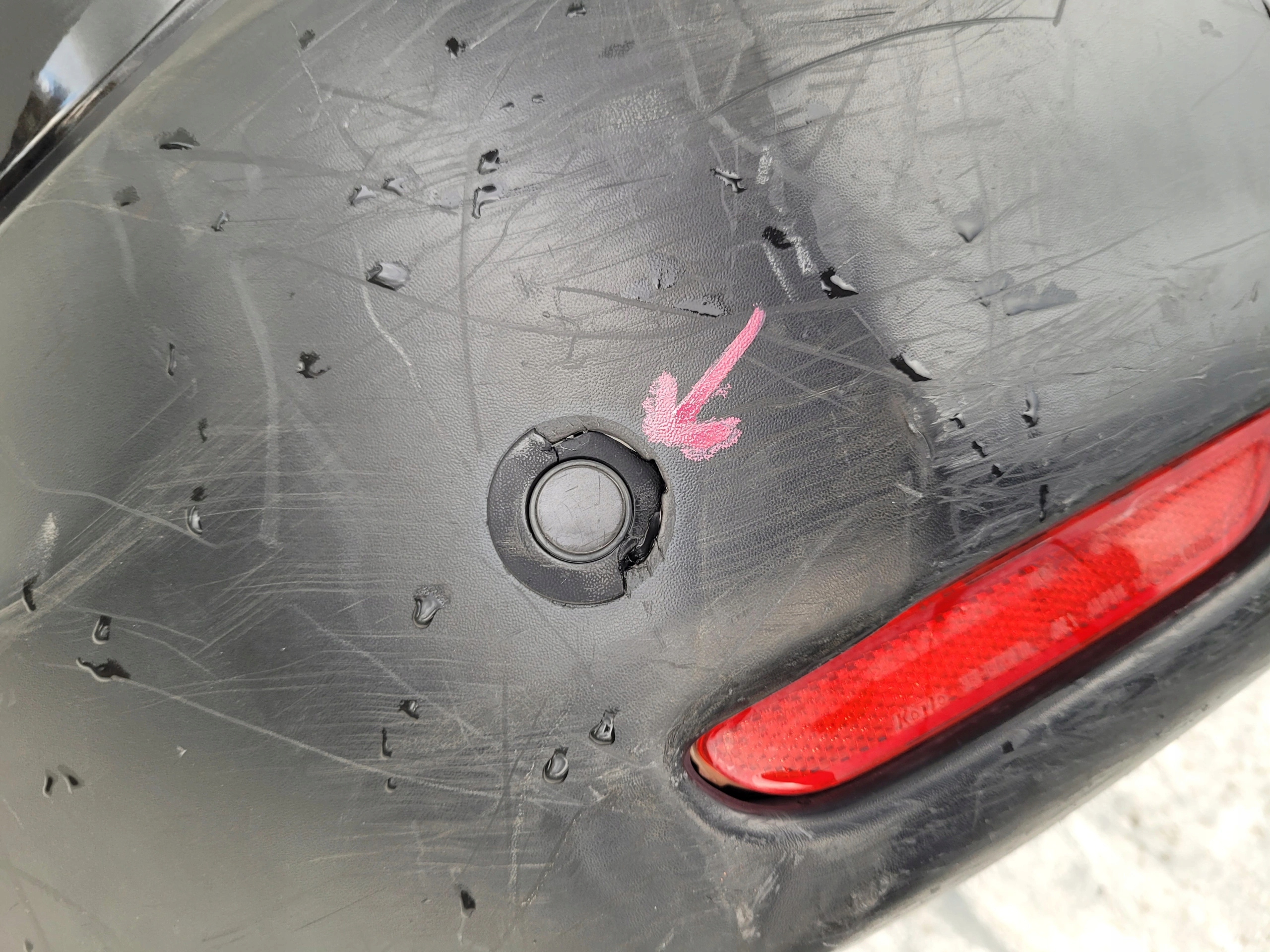 NISSAN QASHQAI II J11 NÁRAZNÍK PDC ZADNÝ NÁRAZNÍK