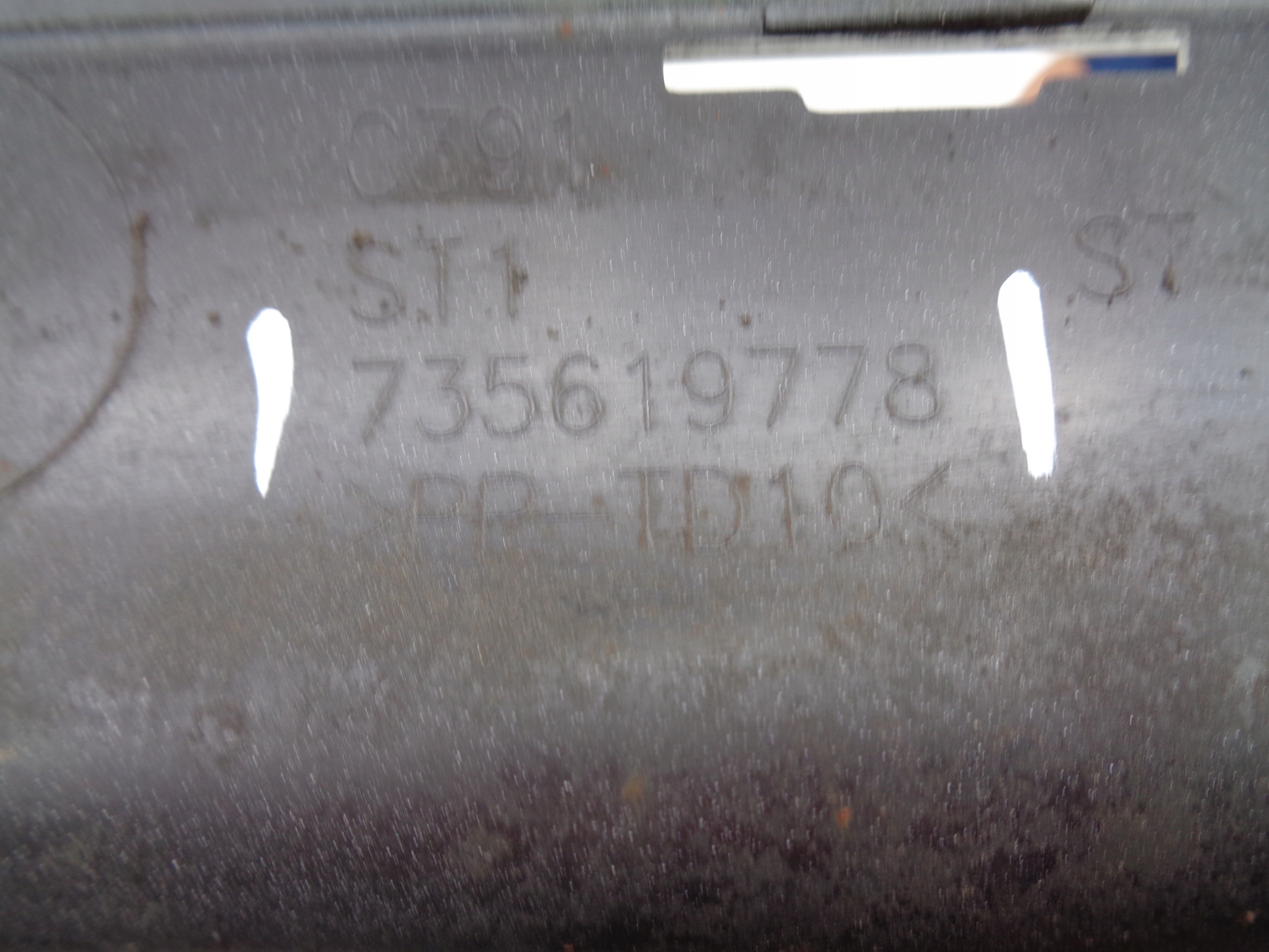 ZADNÝ NÁRAZNÍK FIAT 500 15- LIFT NR 36602