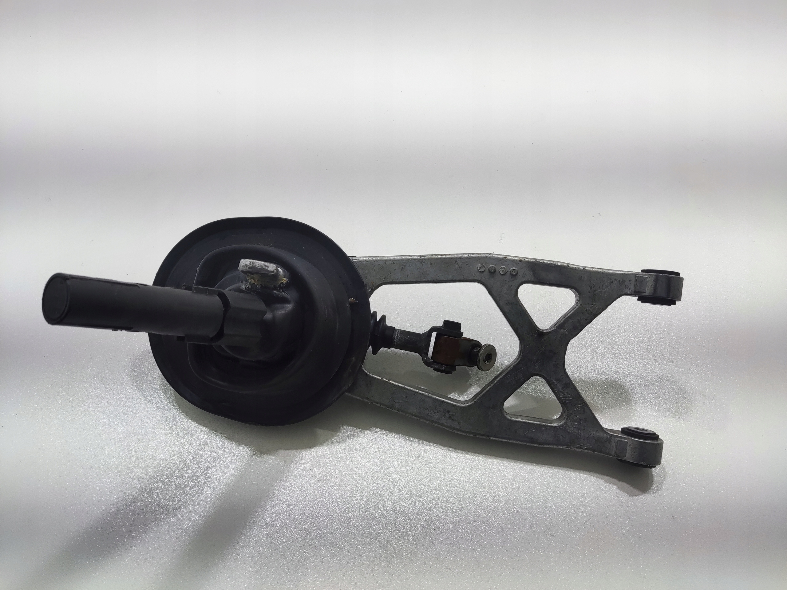 RADENIE RYCHLOSTI RYCHLOSTI DRŽIAK FORD RANGER IV V 2.2 TDCI 2012-2015