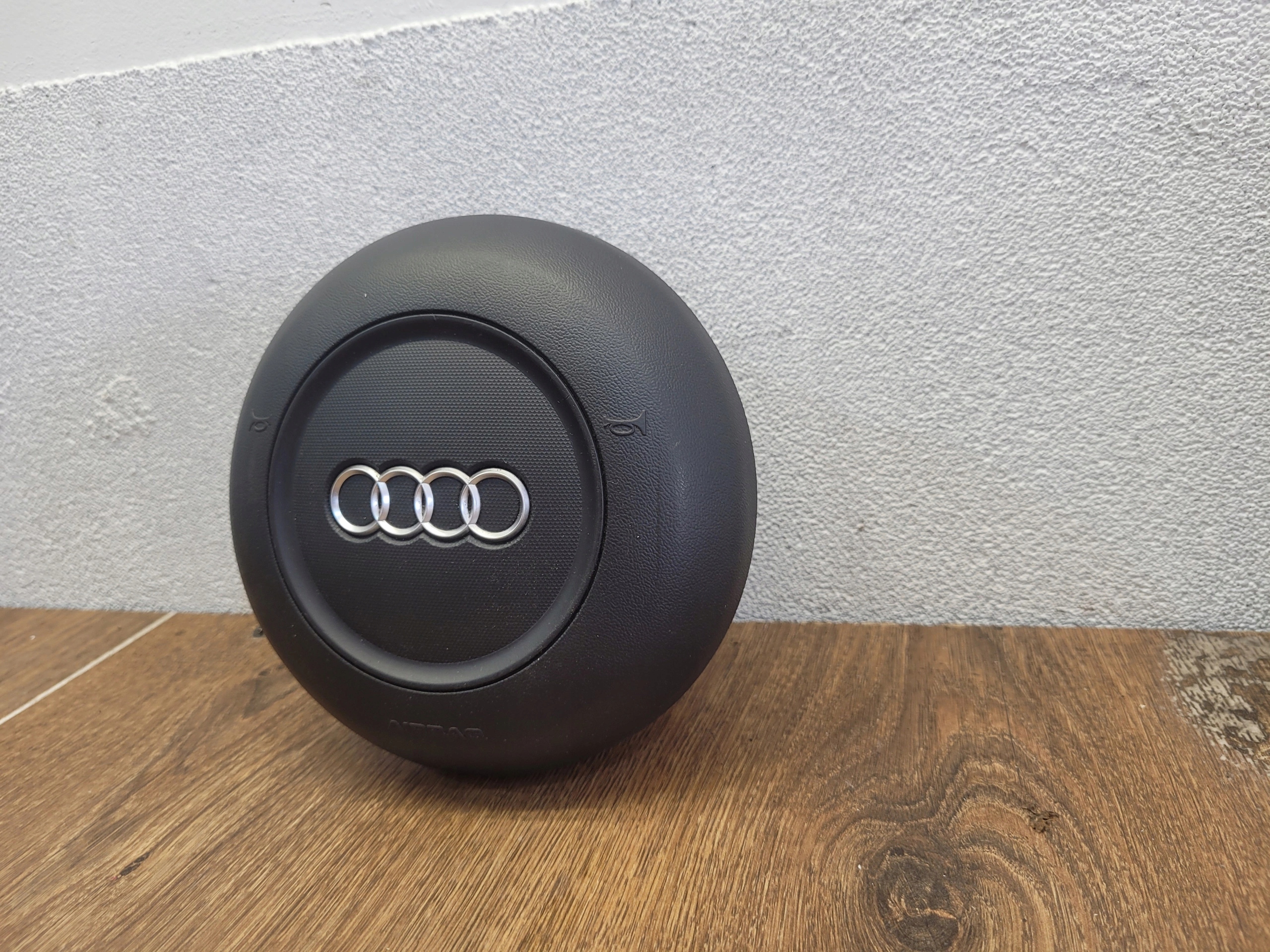 AUDI TT 8J VOLANTOVY AIRBAG 8J0880201