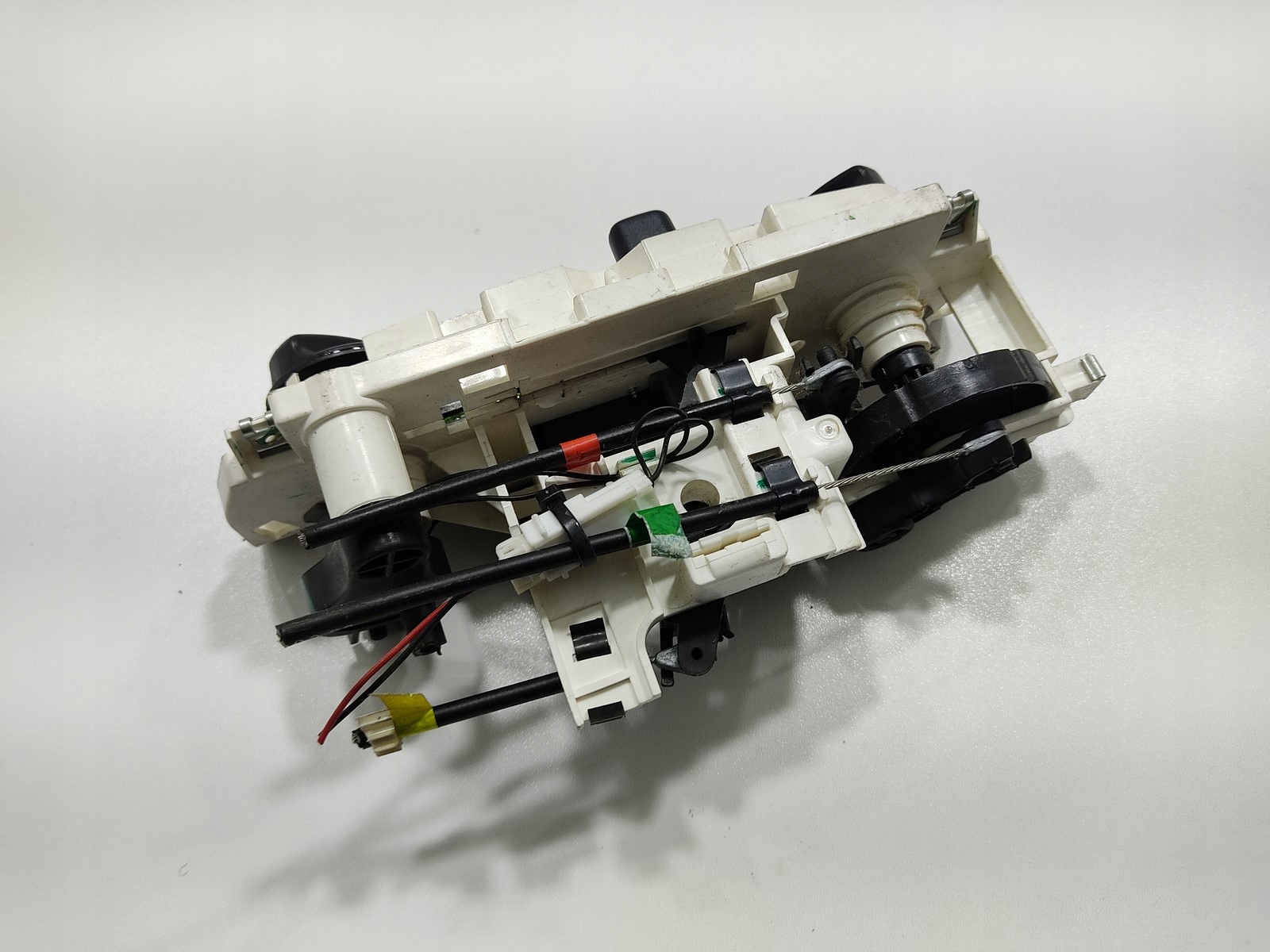 OVLÁDANIE KÚRENIA REGULÁCIA TEPLOTY LAND ROVER DEFENDER 1999-2014