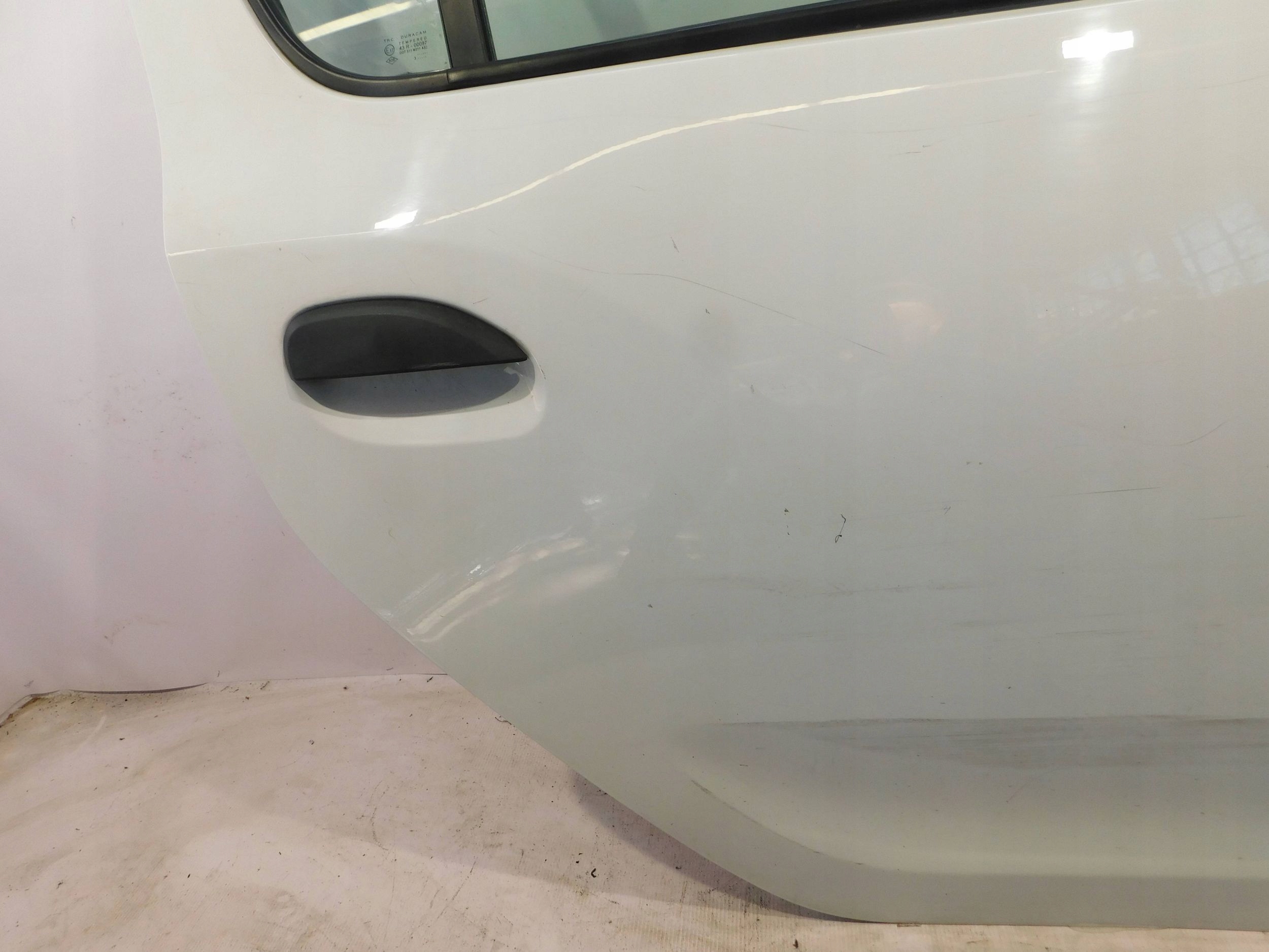 PRAVE ZADNE DVERE DACIA SANDERO II 2 0V369