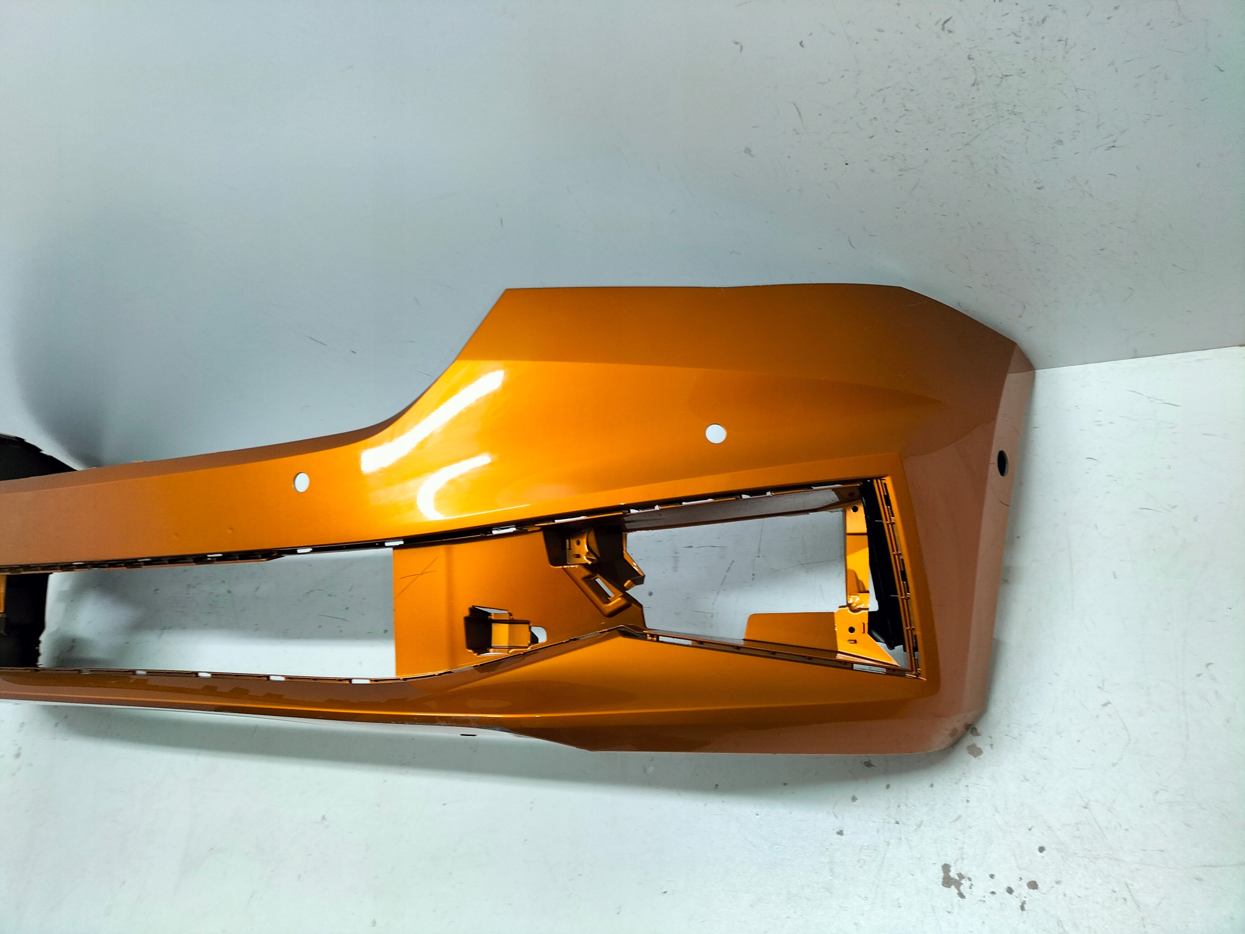 PREDNÝ NÁRAZNÍK SKODA FABIA 4 IV 21-