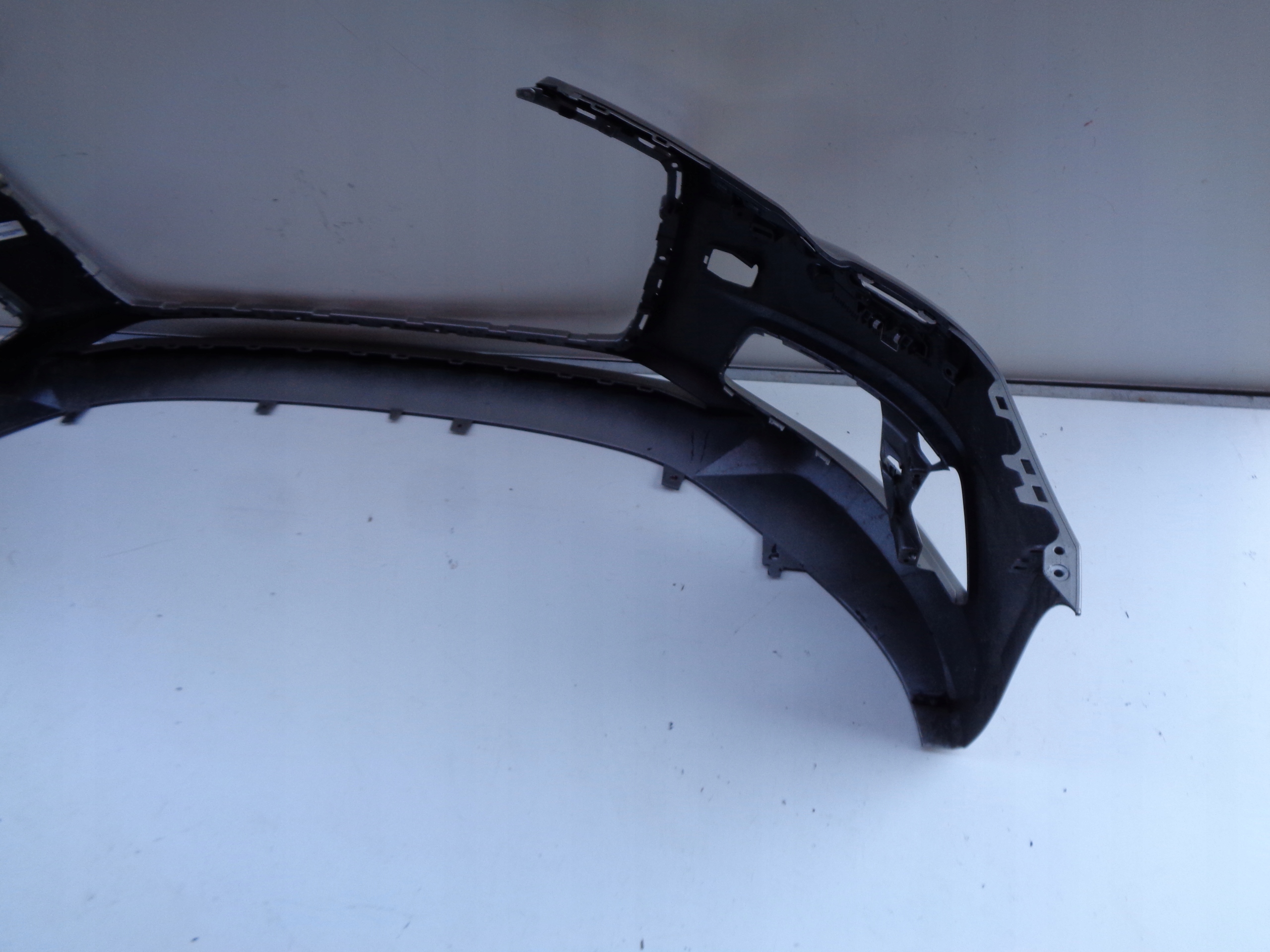 PREDNÝ NÁRAZNÍK AUDI A6 C8 4K 4K0 18- NR 22417