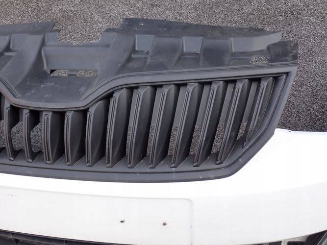 SKODA FABIA III SCOUT 14-18 PREDNÝ NÁRAZNÍK