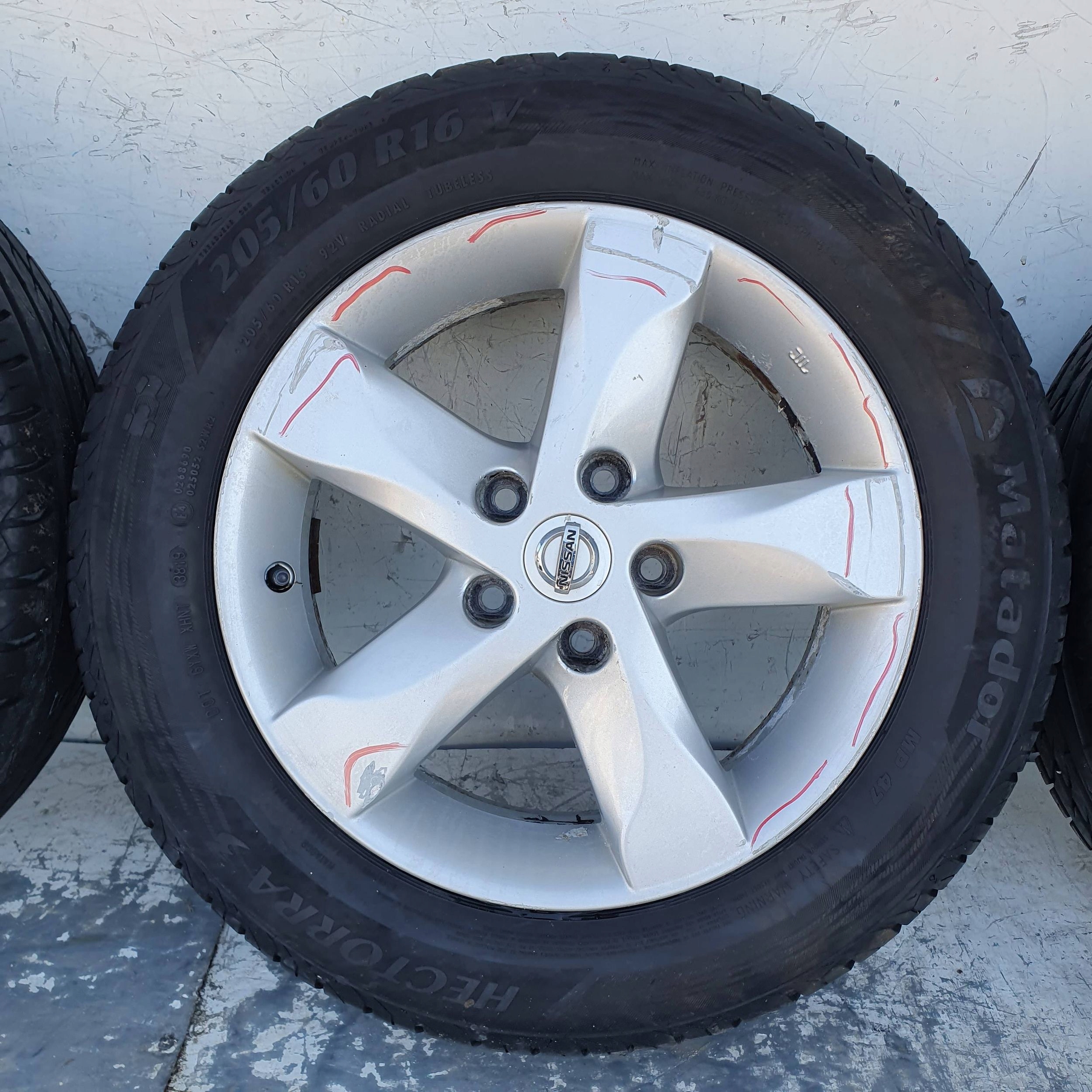Nissan Juke I F15 KOLESA HLINIKOVE 16